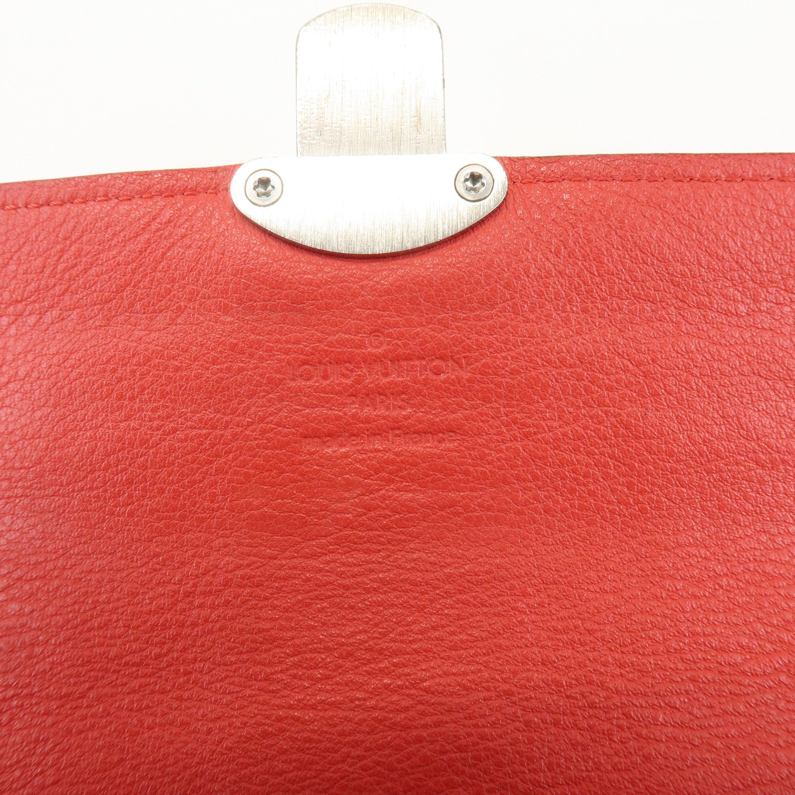Louis Vuitton Mahina Leather Portefeuille Iris Long Wallet M58161