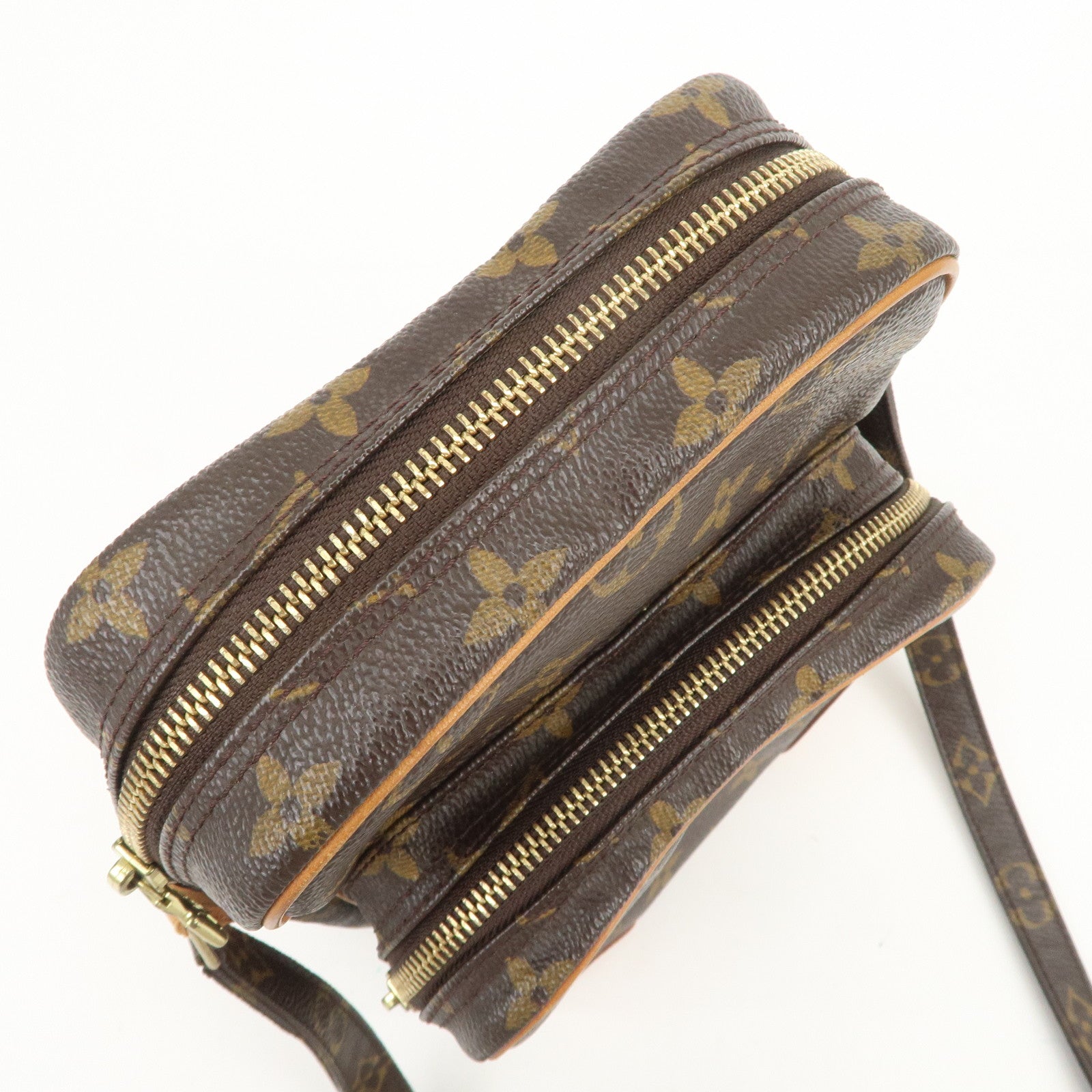 Louis Vuitton Monogram Amazone Shoulder Bag Crossbody Bag M45236