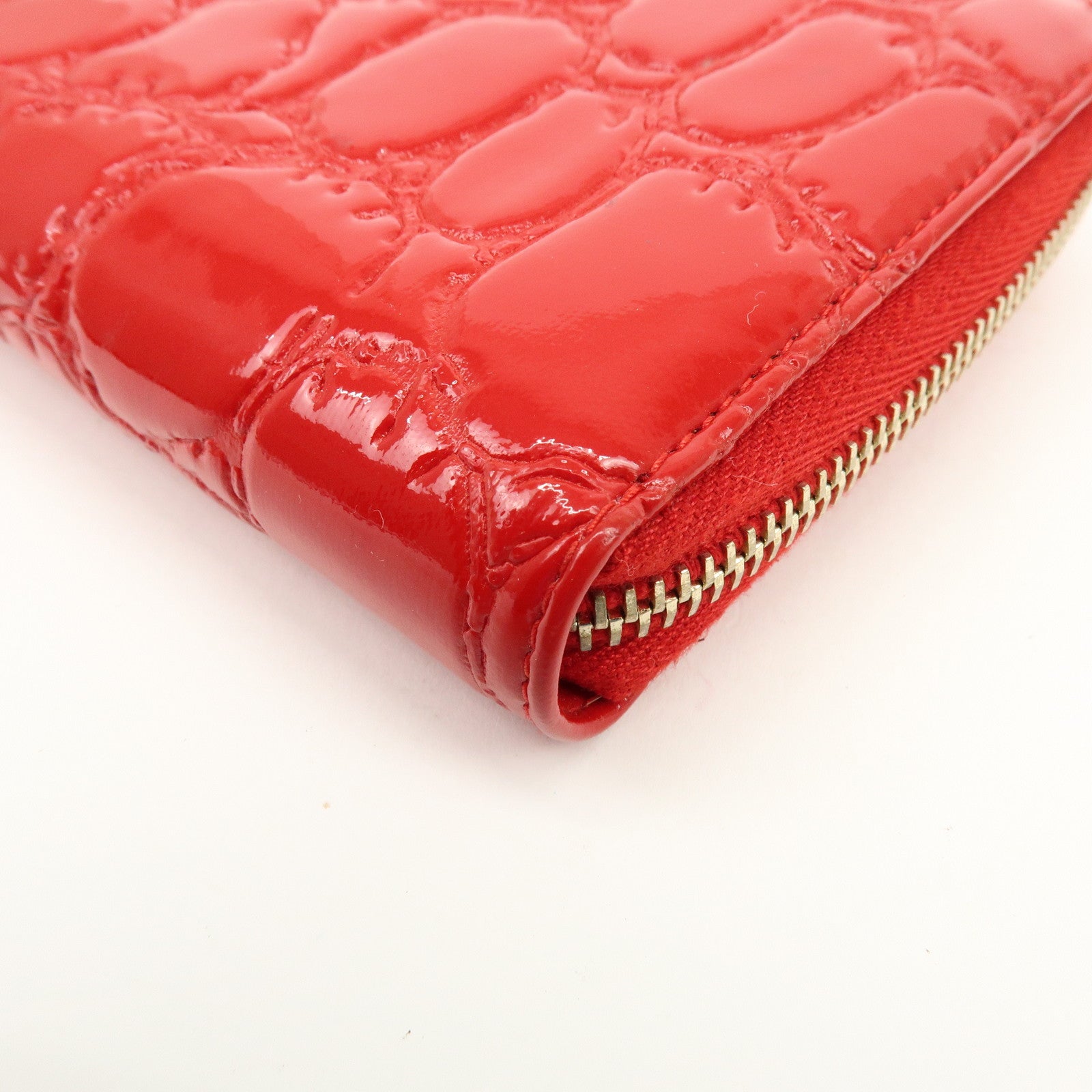 MIU MIU Patent Embossed Leather Round Zippy Long Wallet Red 5ML506