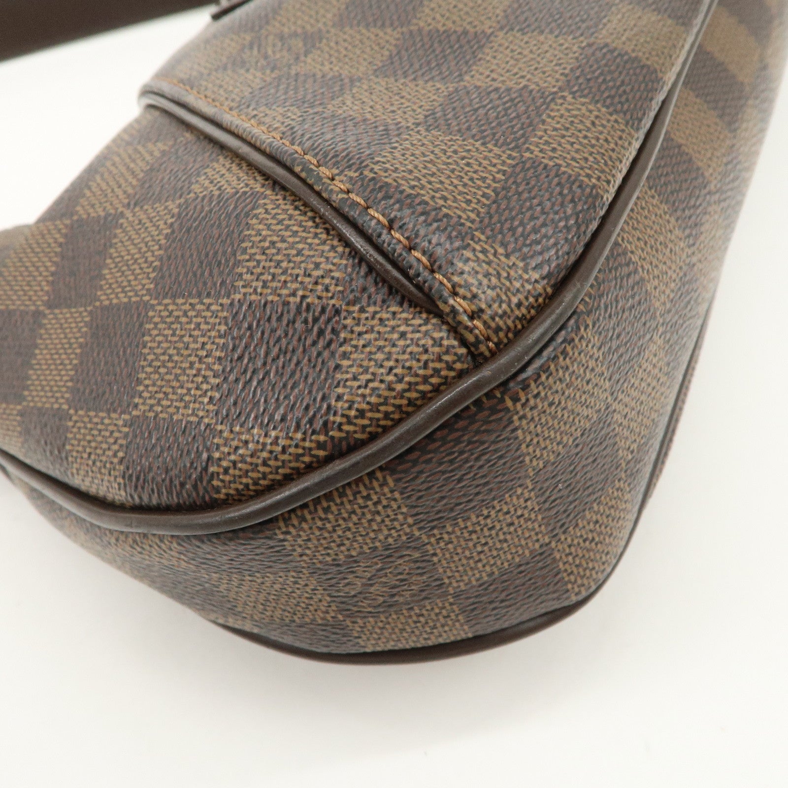 Louis Vuitton Damier Canvas Thames PM Shoulder Bag Hand Bag N48180