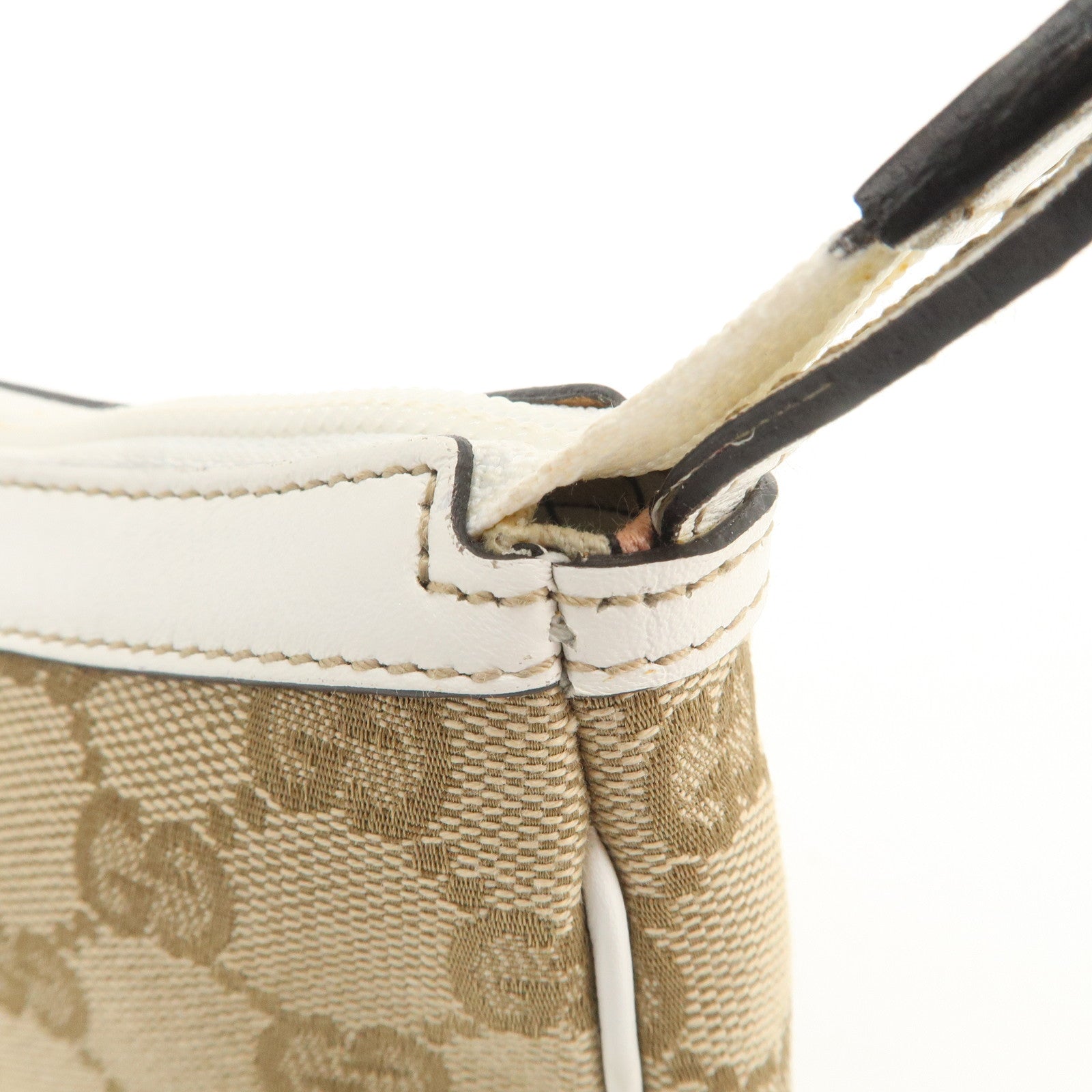 GUCCI GG Canvas Leather Hand Bag Accessory Pouch Beige Ivory 154432 Used