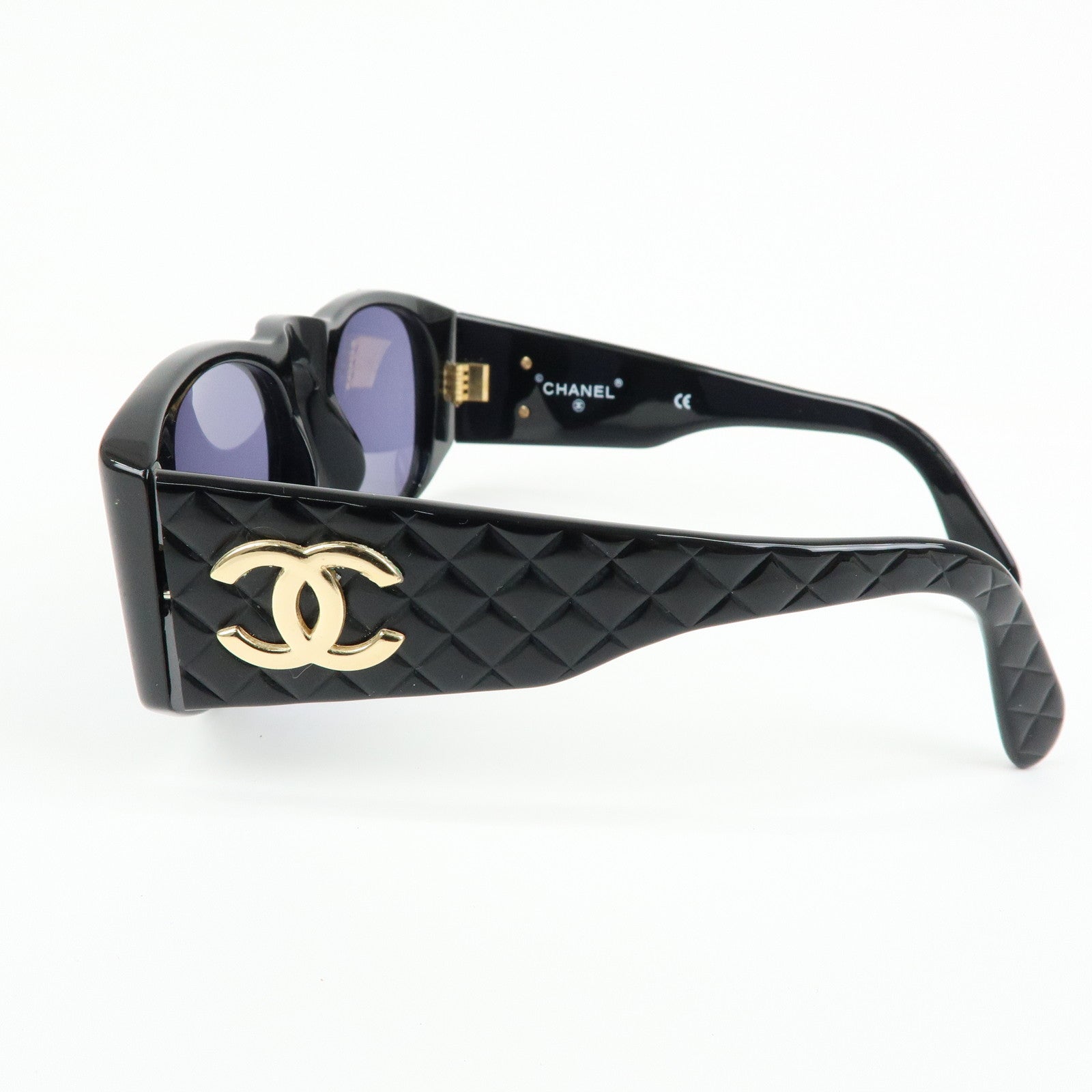 CHANEL COCO Mark Matelasse Plastic Sunglasses Black 01450 94305