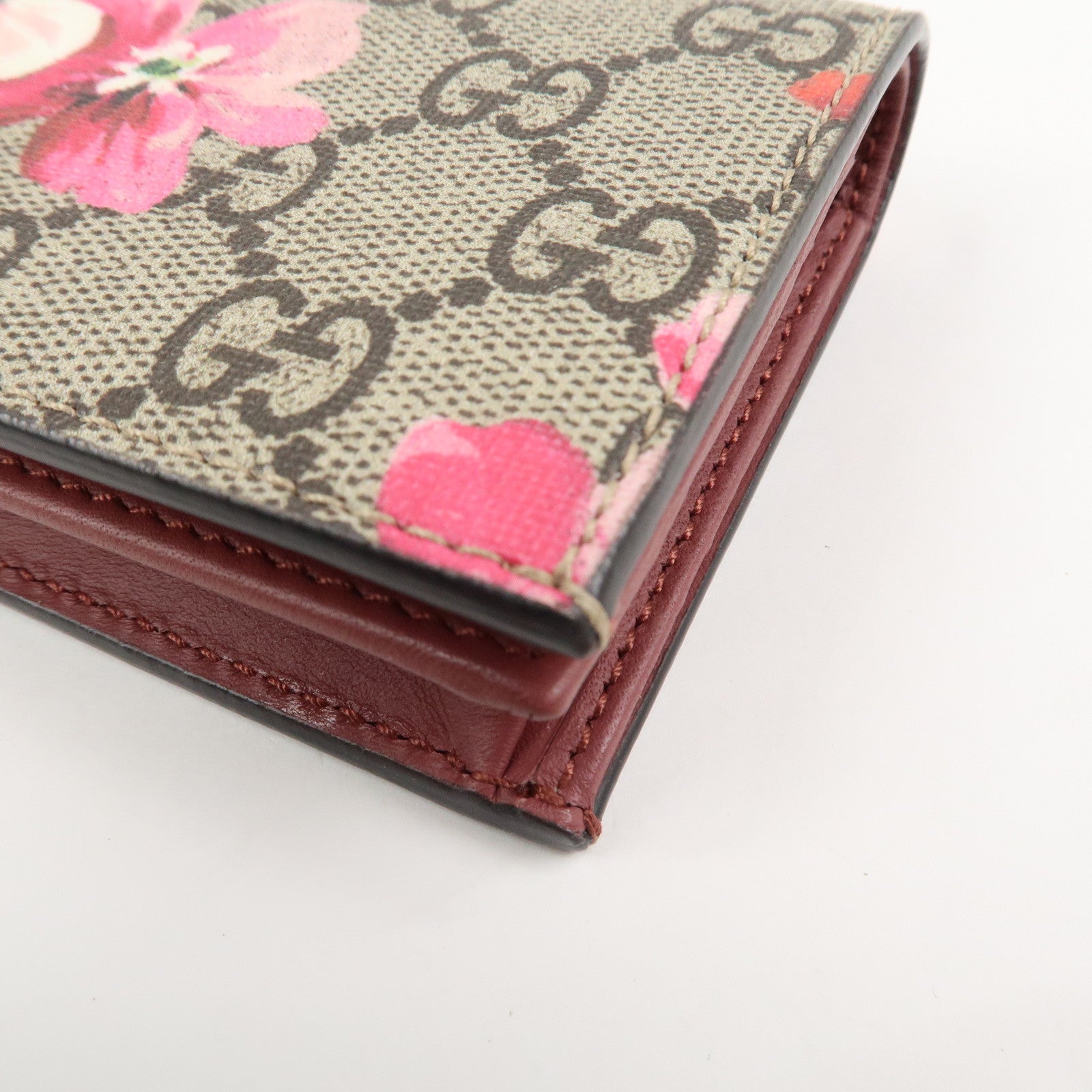 GUCCI GG Brooms GG Supreme Compact Wallet Beige Pink 453176