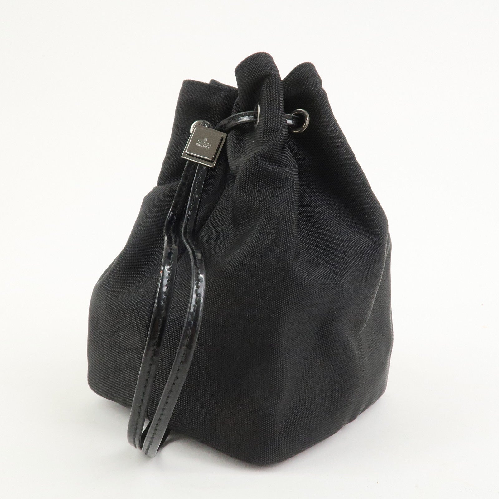 GUCCI Nylon Patent Leather Cosmetic Pouch Hand Bag Black 390・0973