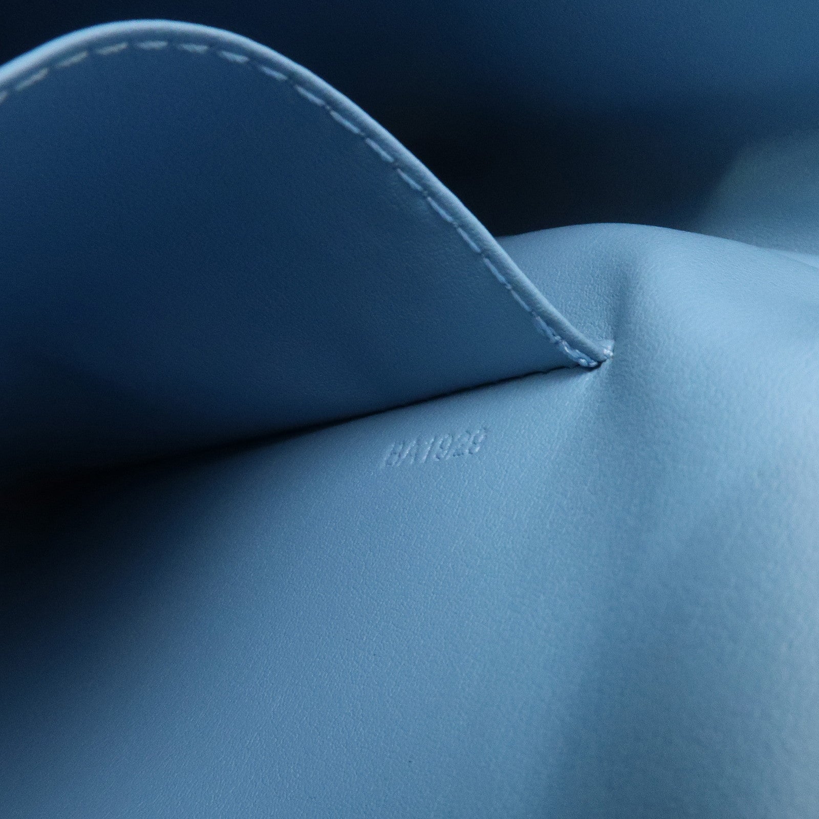 Louis Vuitton Vernis Thompson Street Shoulder Bag Baby Blue M91008