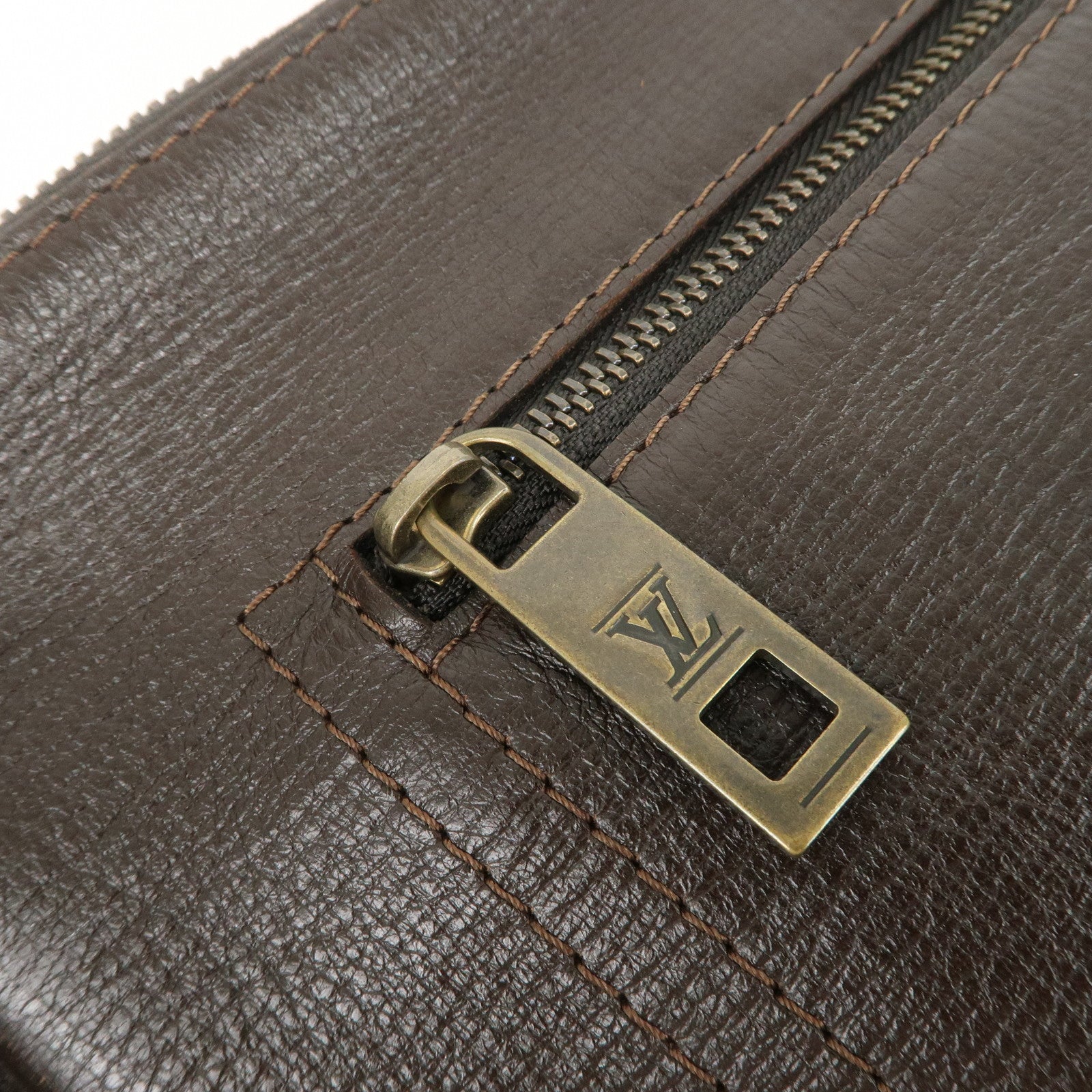 Louis Vuitton Utah Leather Shawnee MM Shoulder Bag Cafe M93453