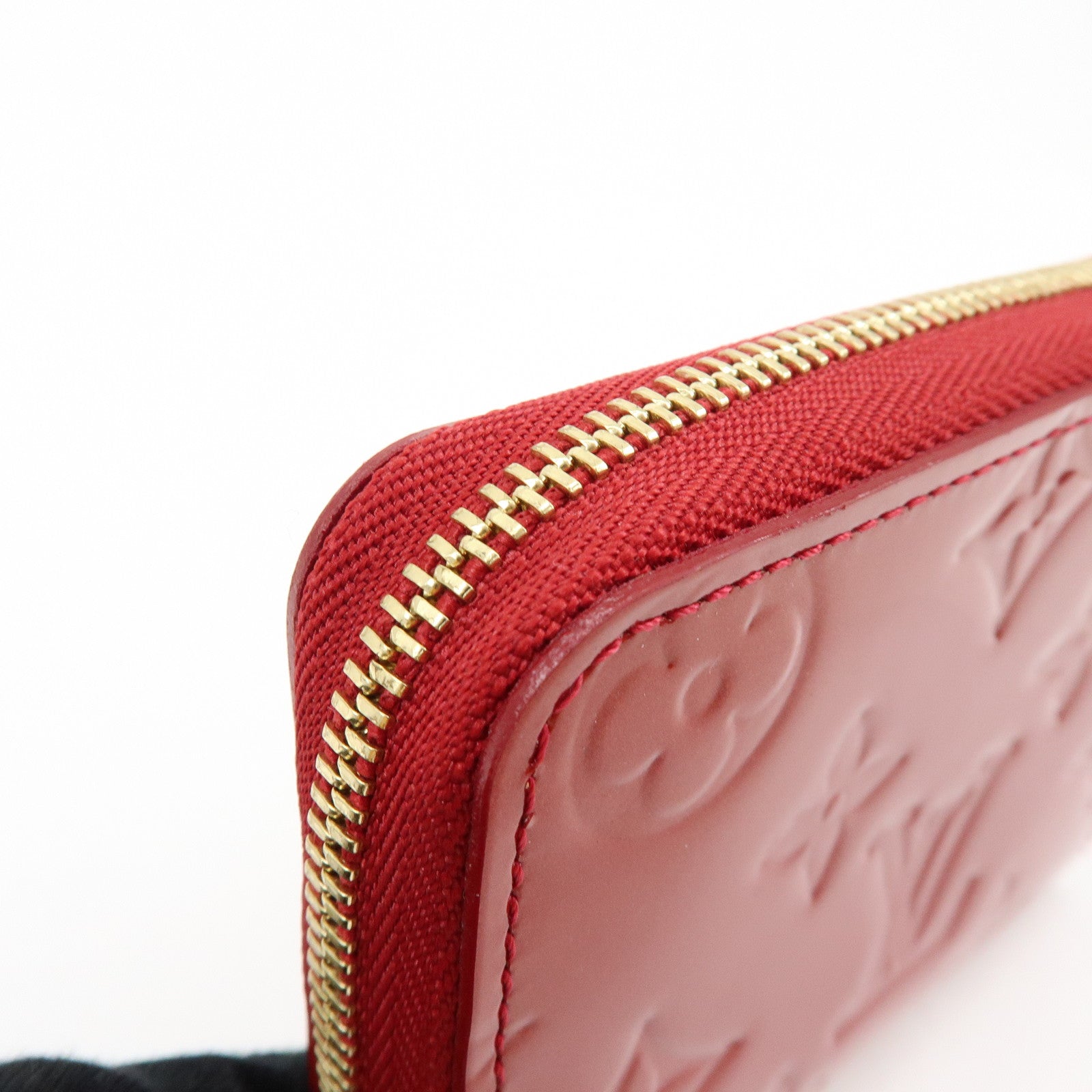 Louis Vuitton Monogram Vernis Zippy Coin Purse Pomme d'Amour M93608