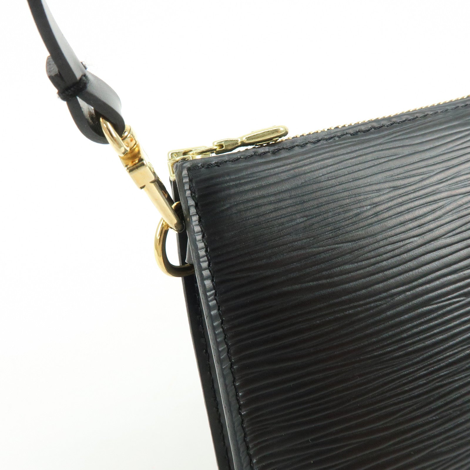 Louis Vuitton Epi Pochette Accessoires Clutch Bag Noir M52942