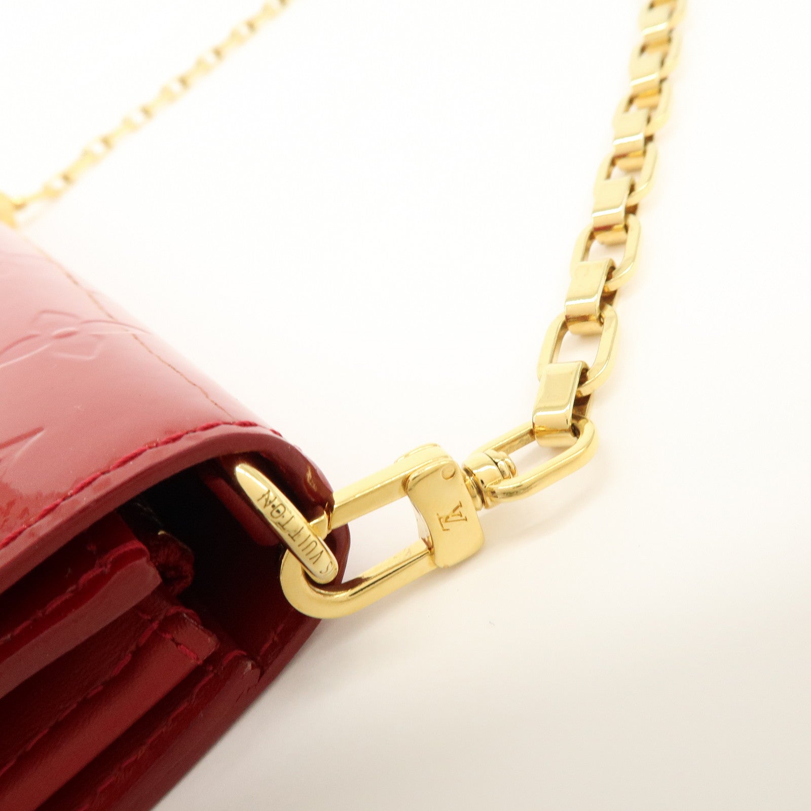 Louis Vuitton Monogram Vernis Portefeuille Sarah Chain Bag M90206