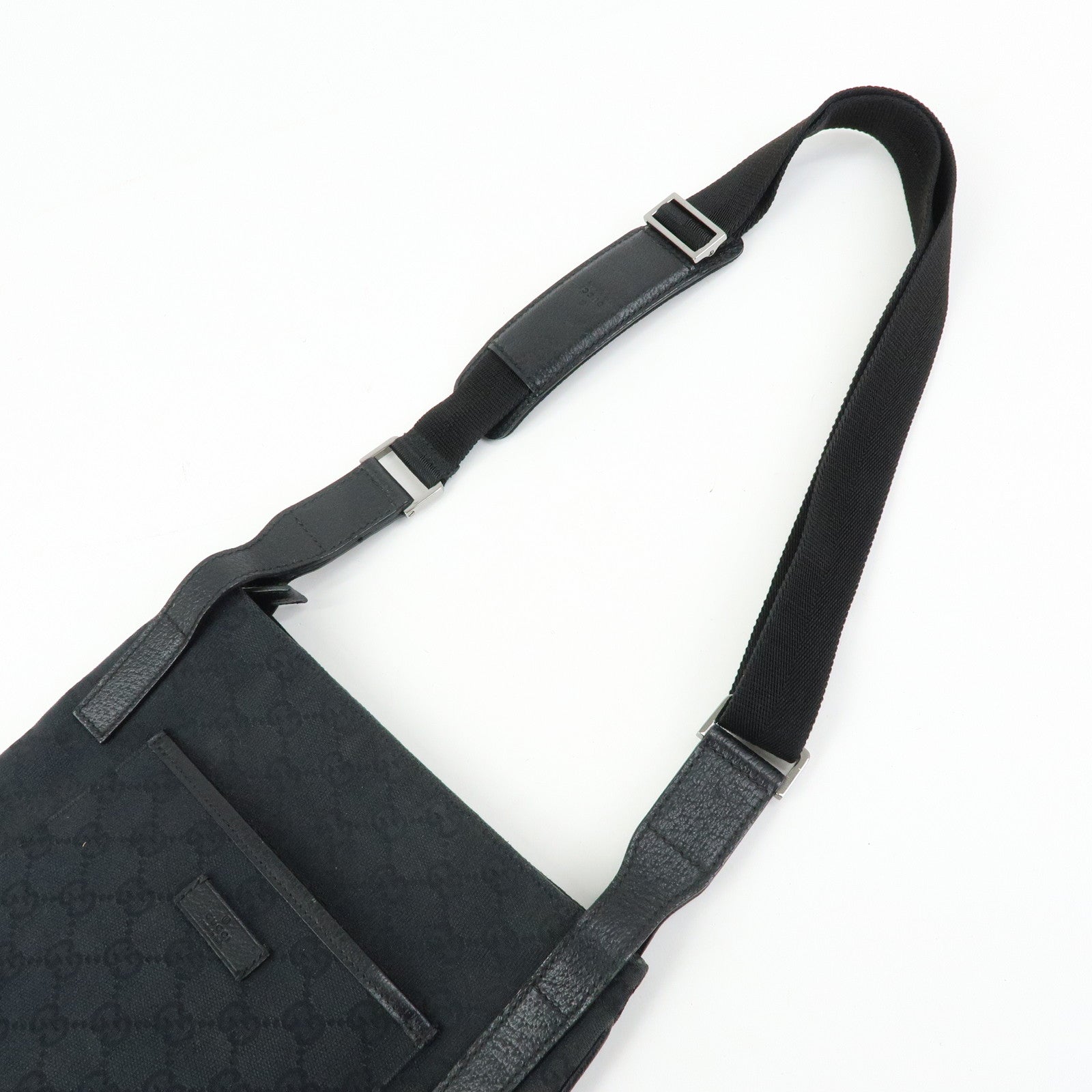 GUCCI GG Canvas Leather Shoulder Crossbody Bag Black 122793