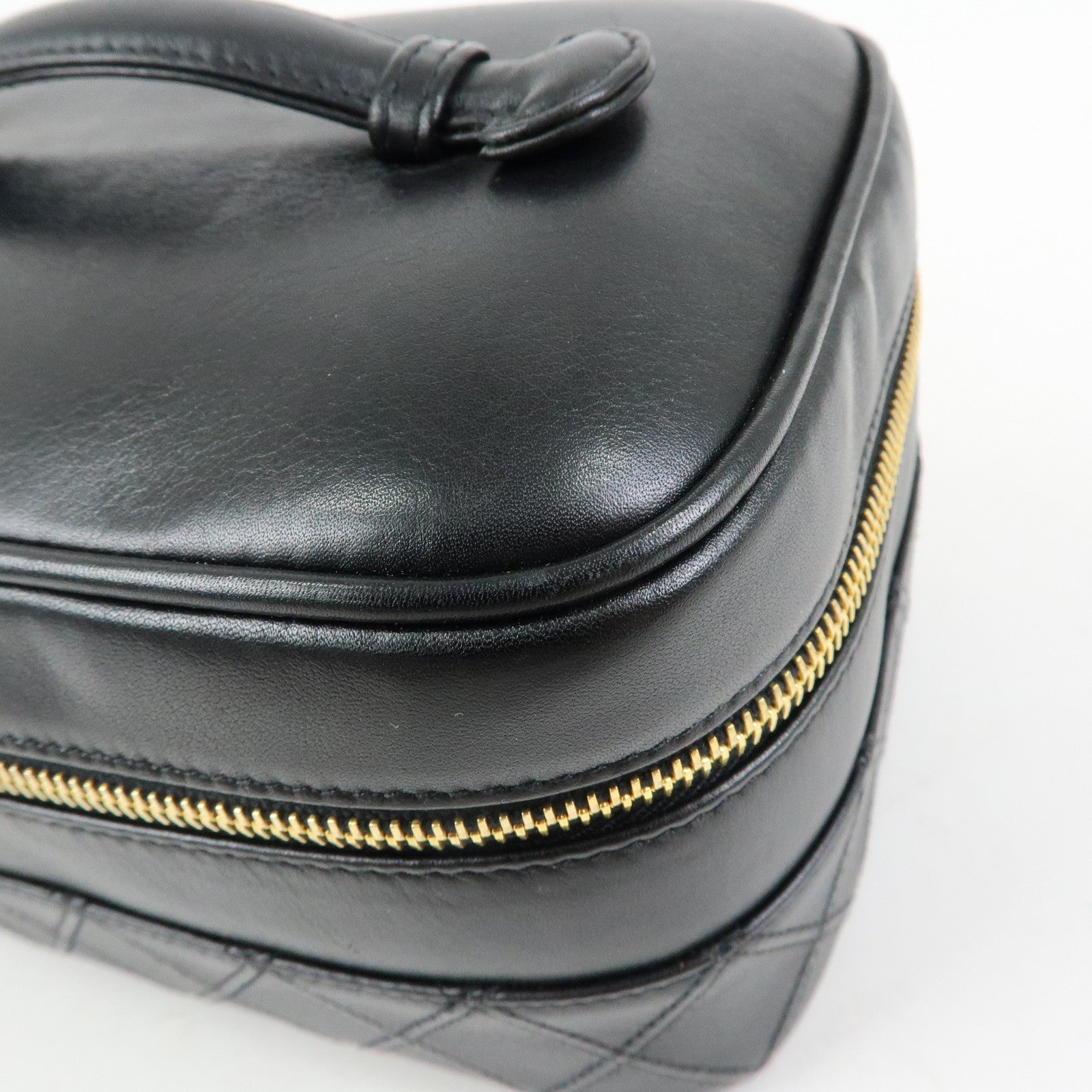 CHANEL Bicolore Lamb Skin Vanity Bag Cosmetic Pouch Black A01618