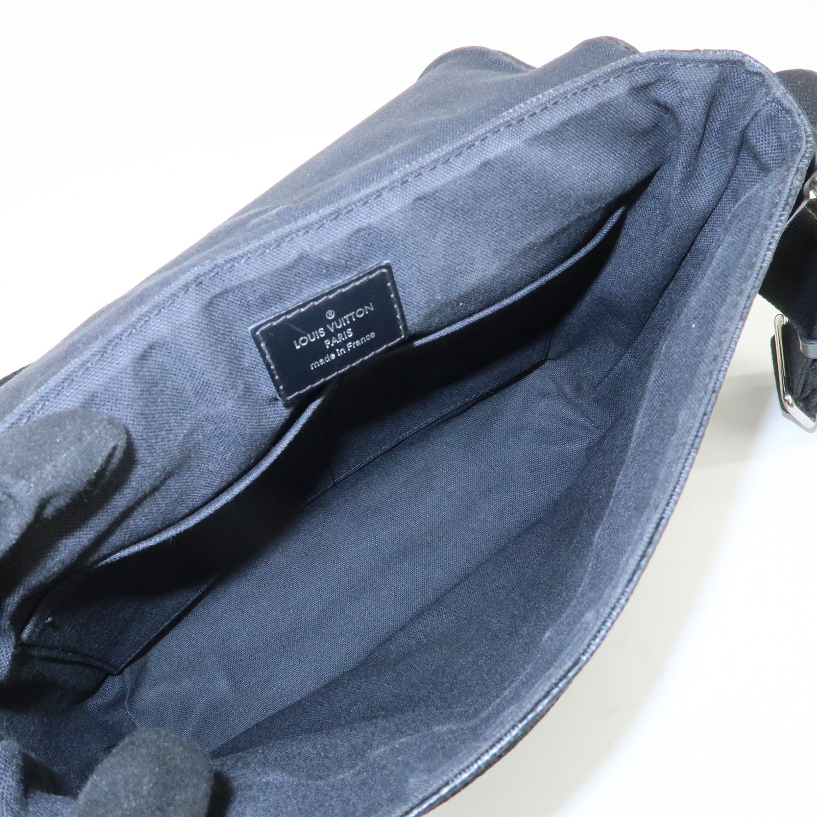 Louis Vuitton Damier Graphite District PM Shoulder Bag Noir N41260