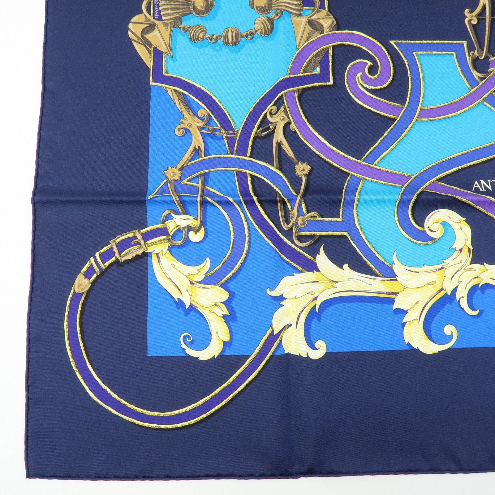 HERMES Carre90 Silk100% L’INSTRVCTION DV ROY Scarf Navy Blue Purple