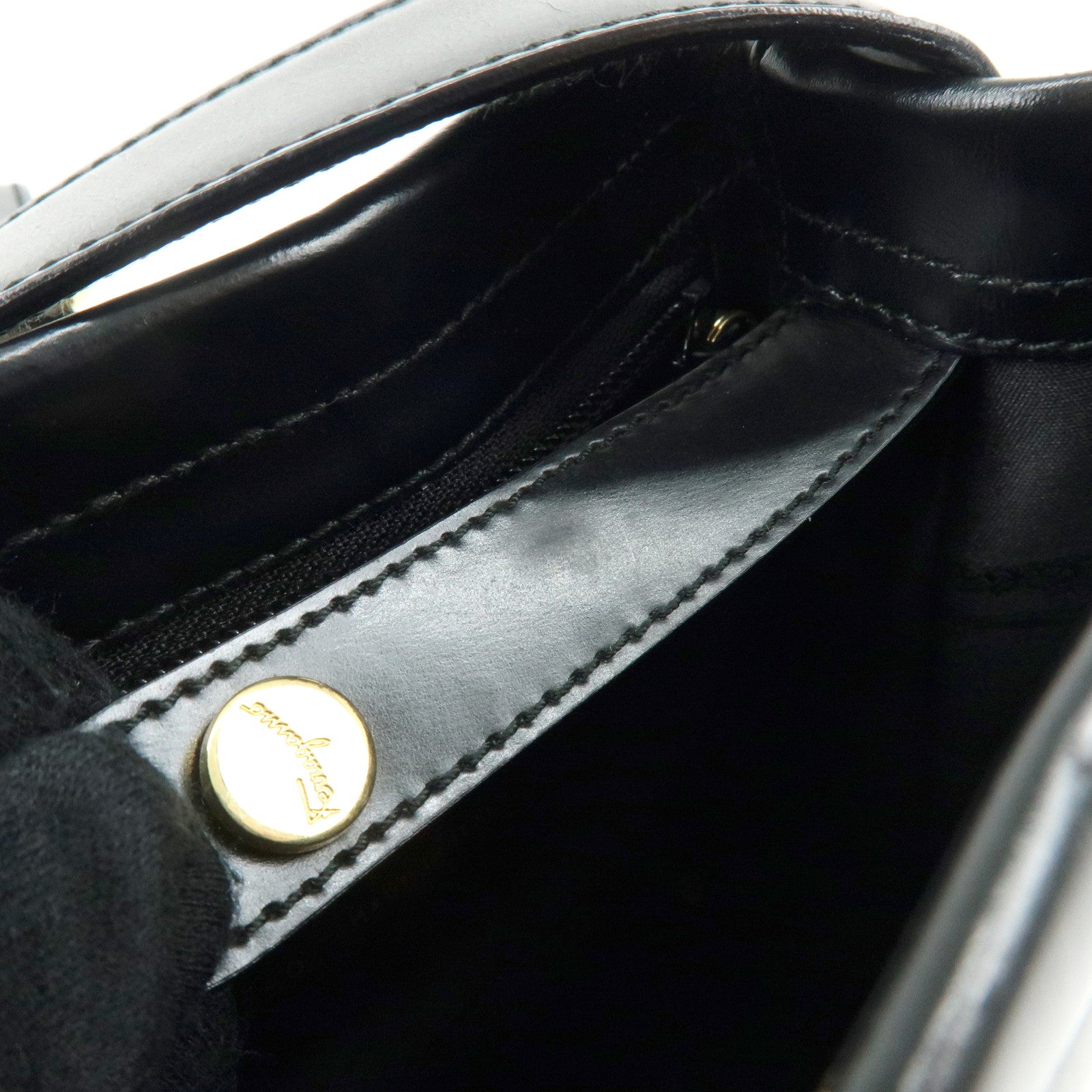 Ferragamo Vara Leather Shoulder Bag Hand Bag Black