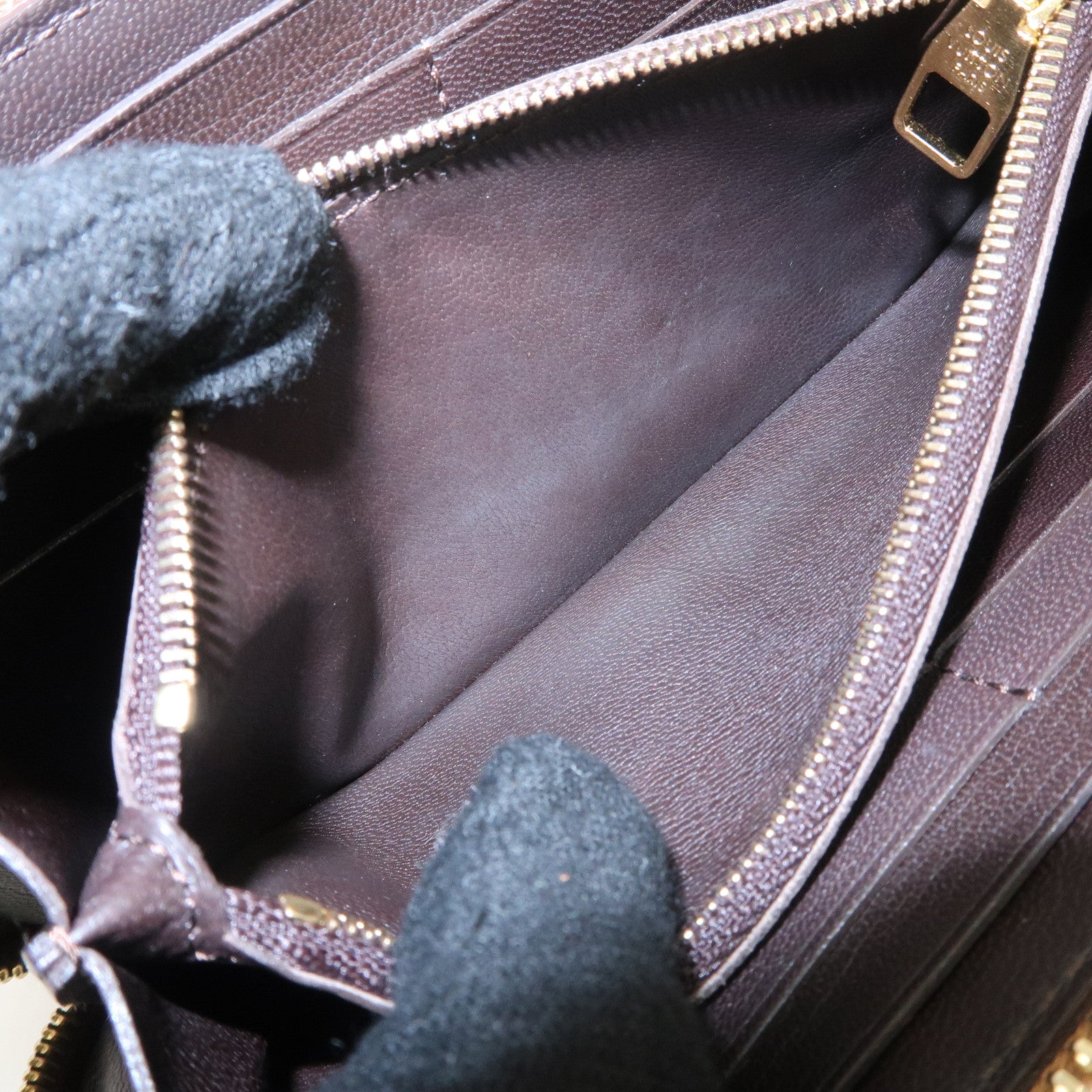 Louis Vuitton Parnassea Portefeuille Leather Round Zippy Wallet M58209 Used