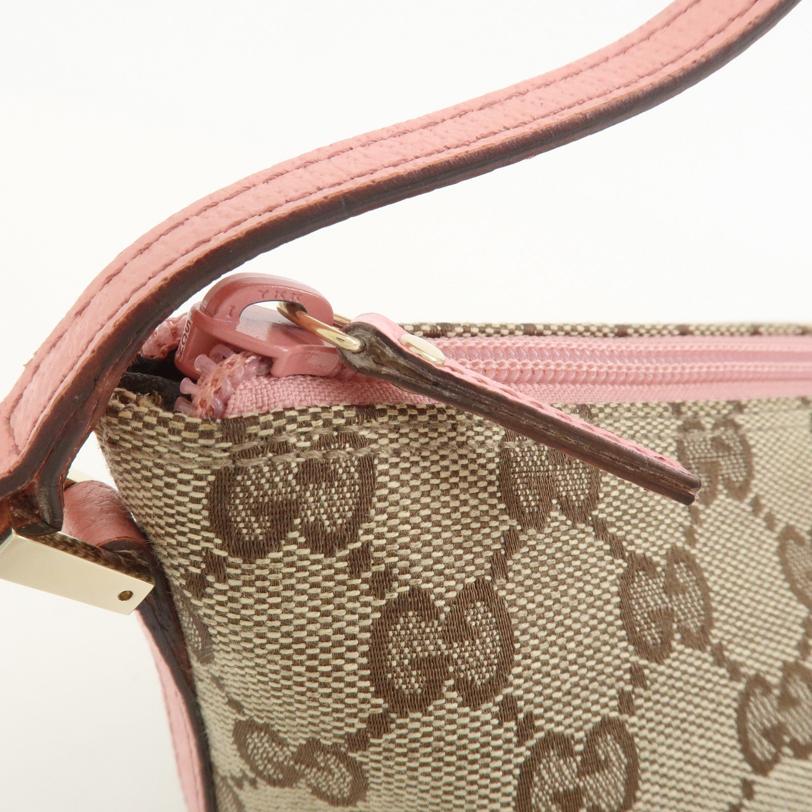 GUCCI Boat Bag GG Canvas Leather Accessory Pouch Hand Bag 07198