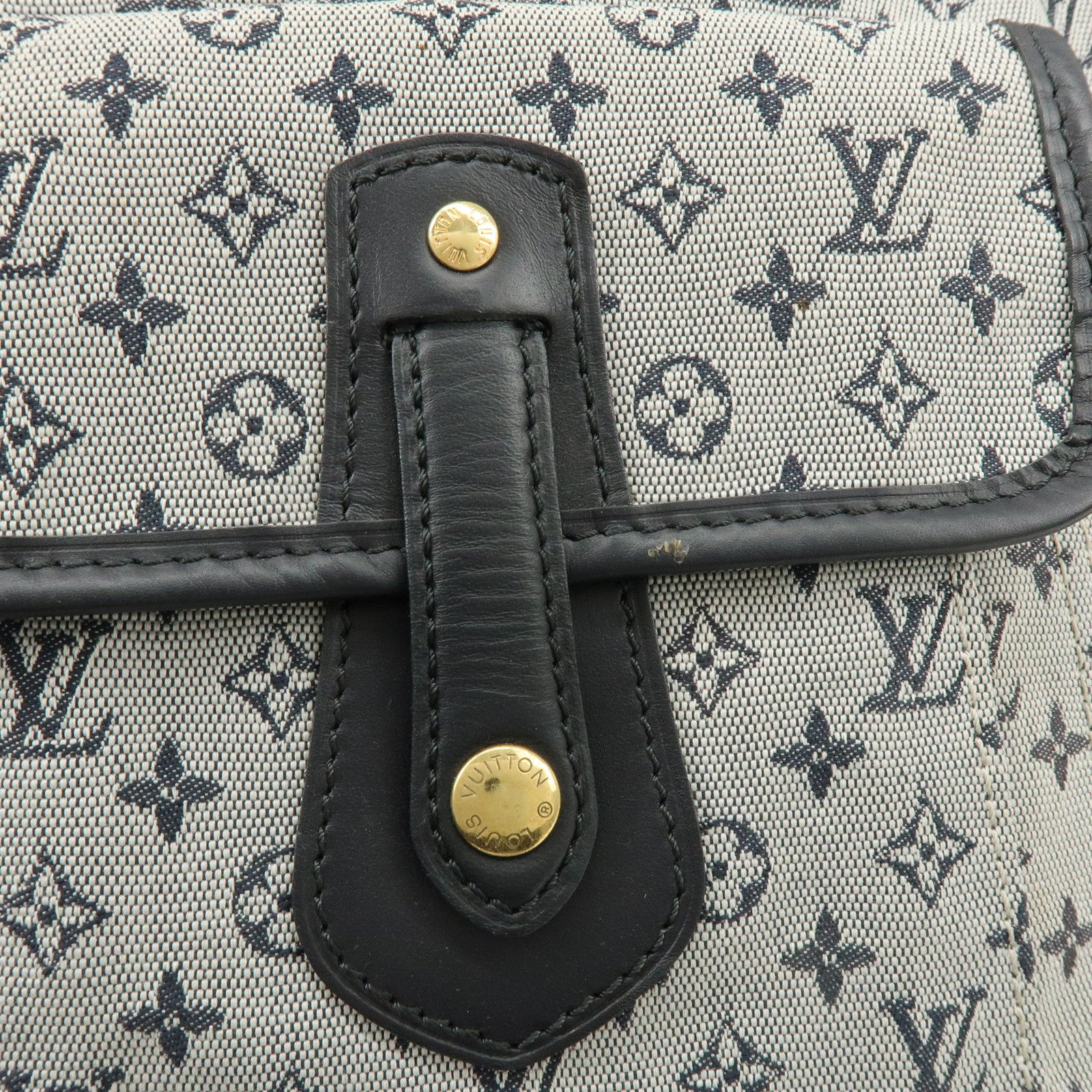 Louis Vuitton Monogram Mini Buzas Marie Kate Shoulder Bag M92320