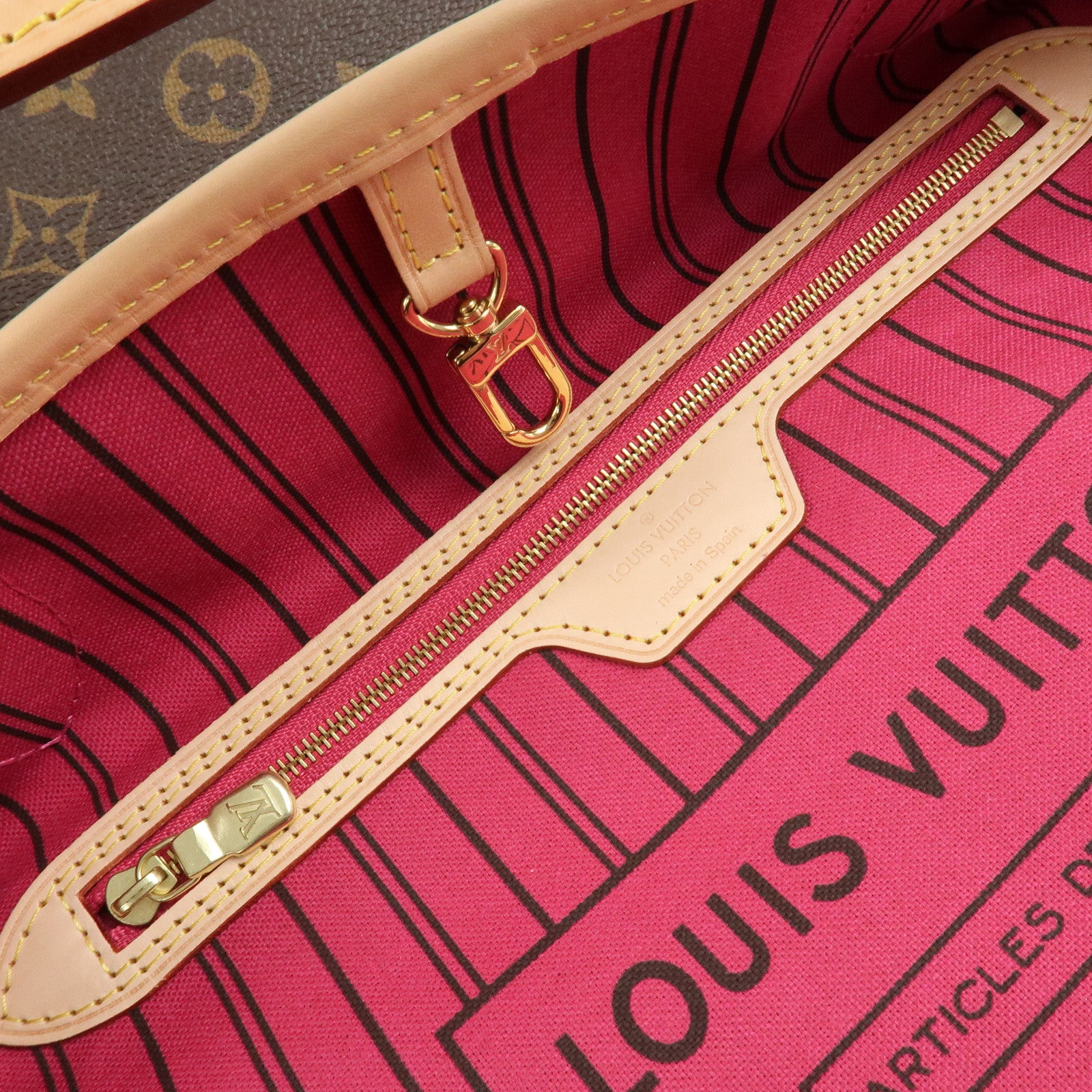 Louis Vuitton Monogram Neverfull MM Tote Bag Brown M40996