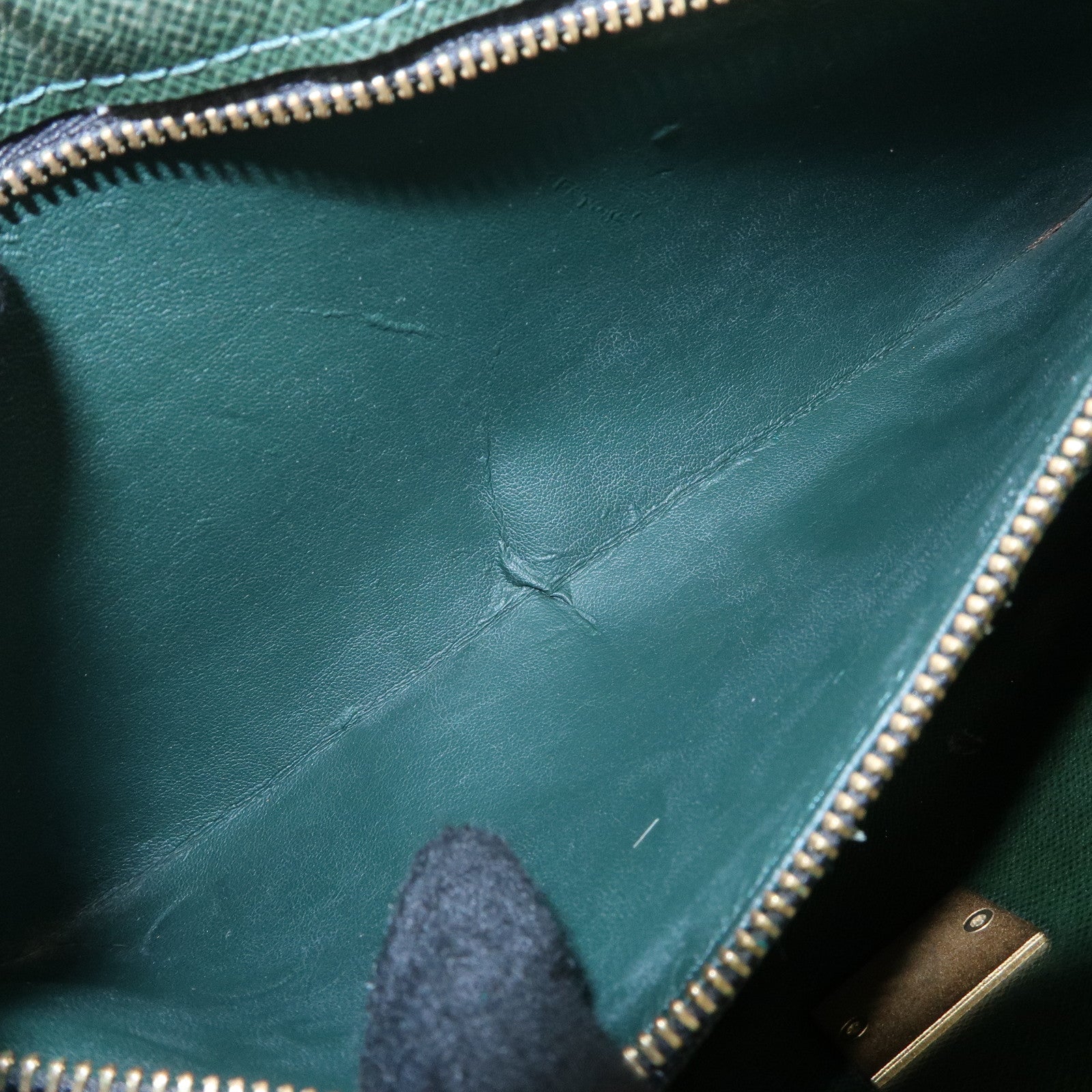 Louis Vuitton Taiga Leather Selenga Clutch Bag Epicea M30784 Used