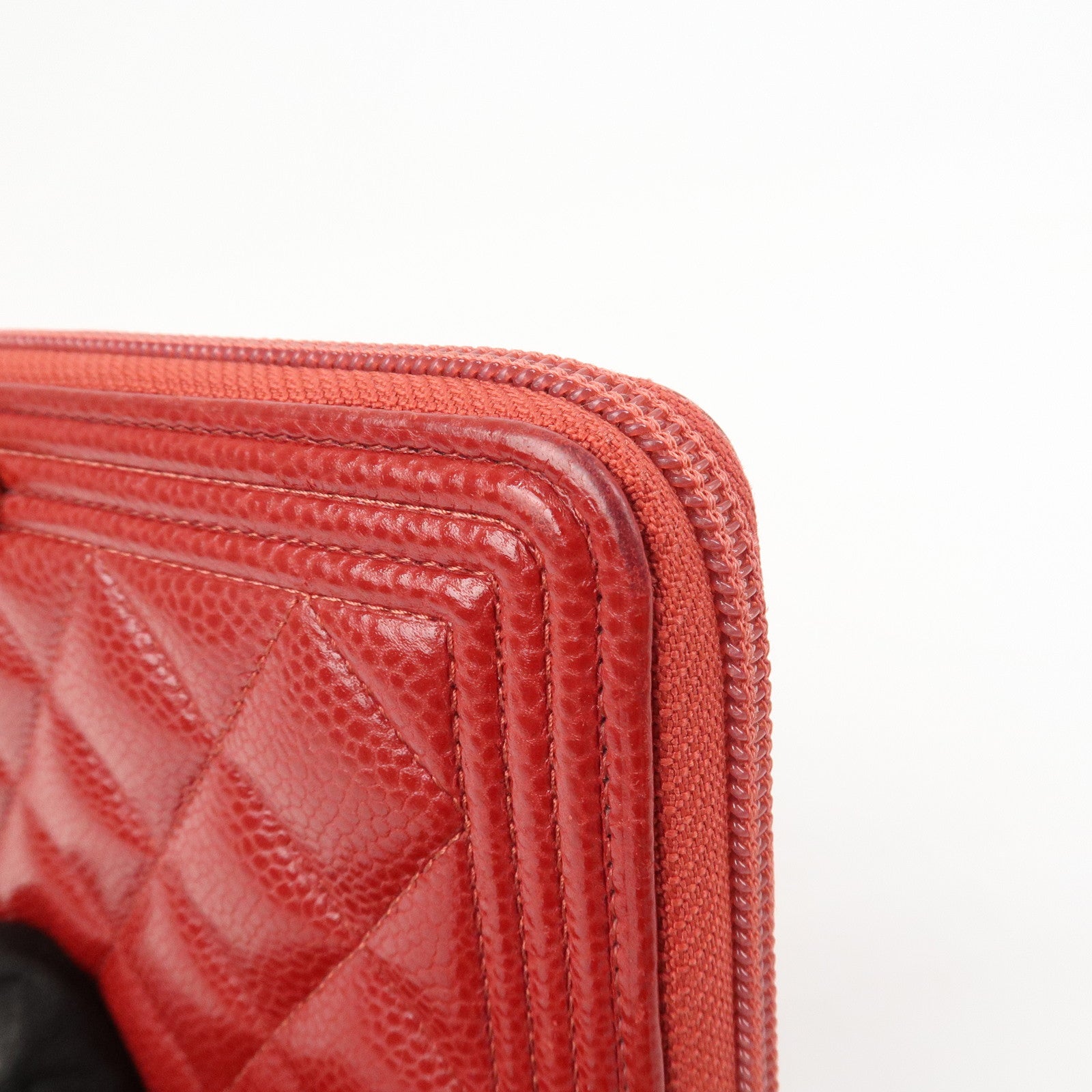 CHANEL BOY CHANEL Caviarskin Round Zippy Wallet Red Gold A68912