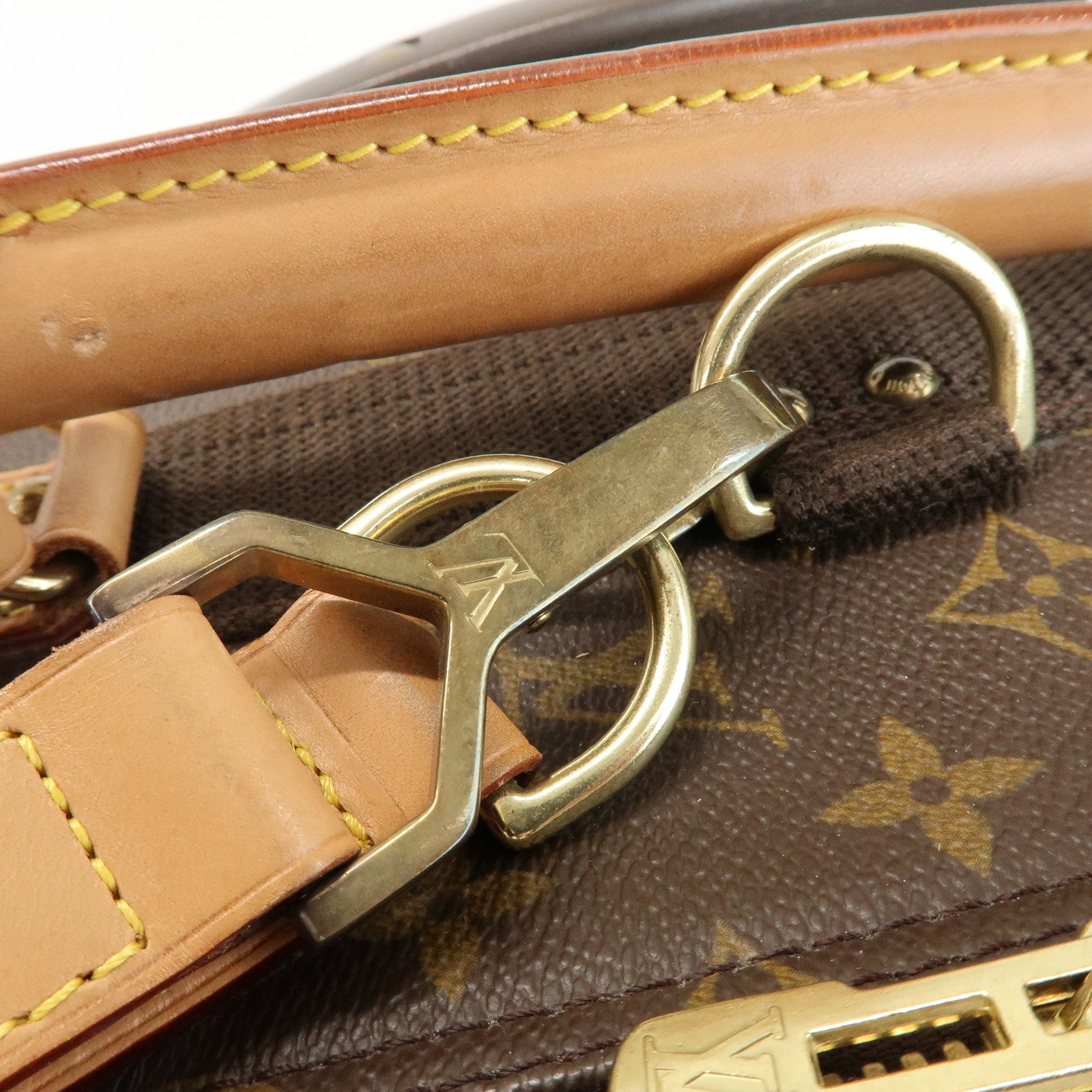 Louis Vuitton Pegase 60 Monogram Canvas Suitcase Luggage M23250