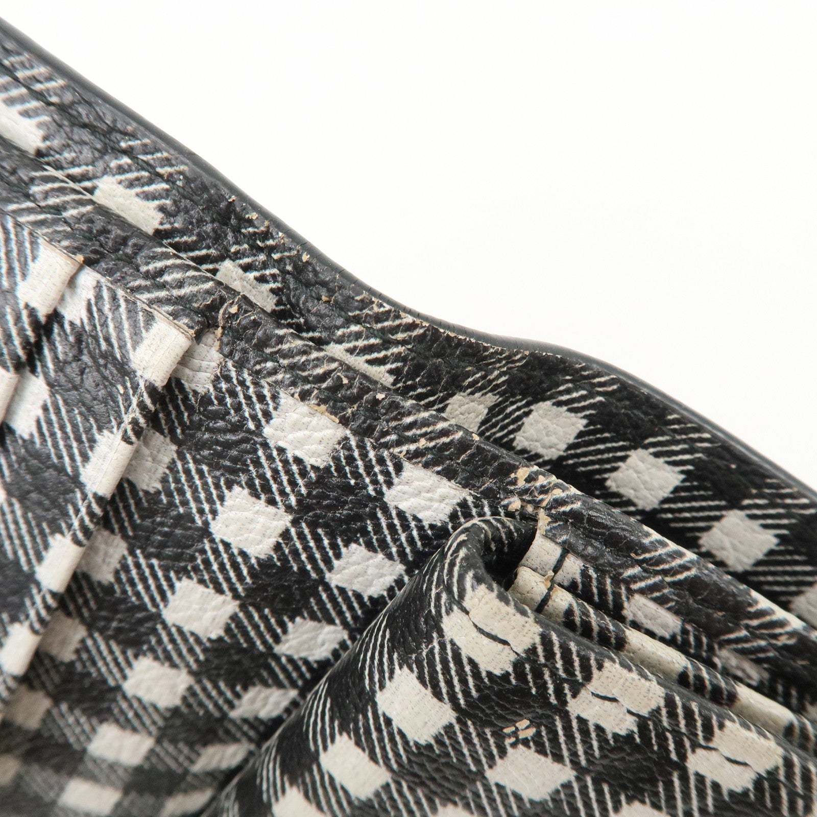 MIU MIU Plaid Leather Compact Bi-fold Wallet Black Ivory 5MV204