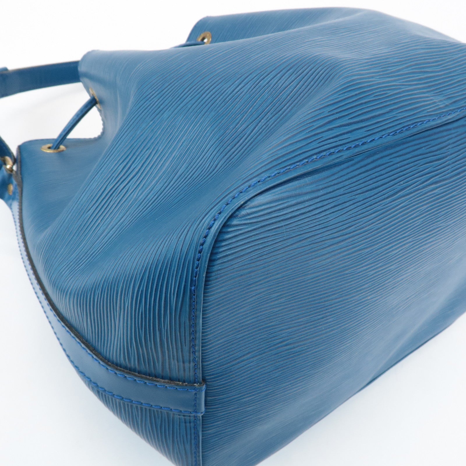 Louis Vuitton Epi Petit Noe Shoulder Bag Toledo Blue M44105