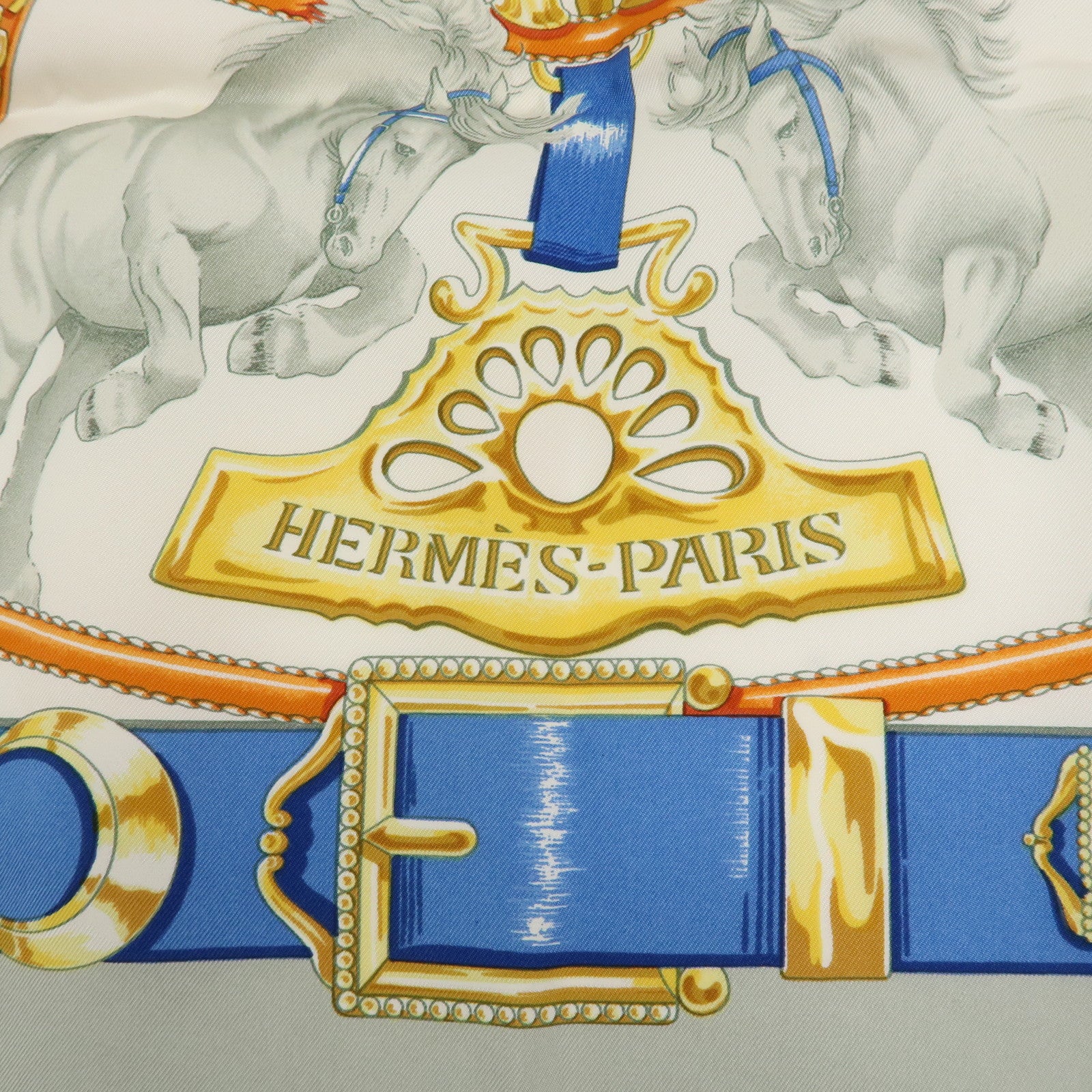 HERMES Carre 90 Silk 100% Scarf CHEVAUX DE TRAIT Ivory Multicolor