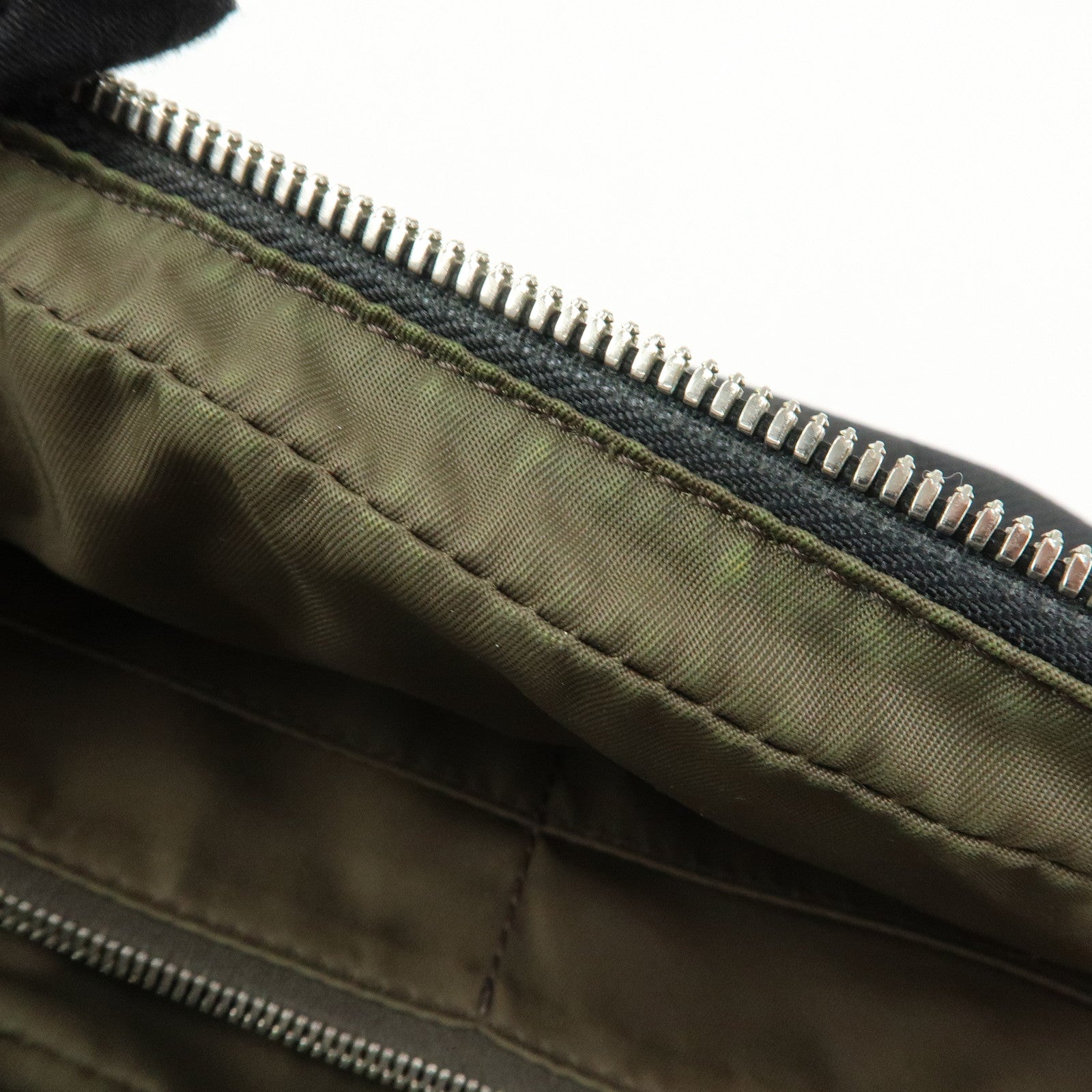 Louis Vuitton Damier Geant Acrobat Waist Bag Noir Black M93620