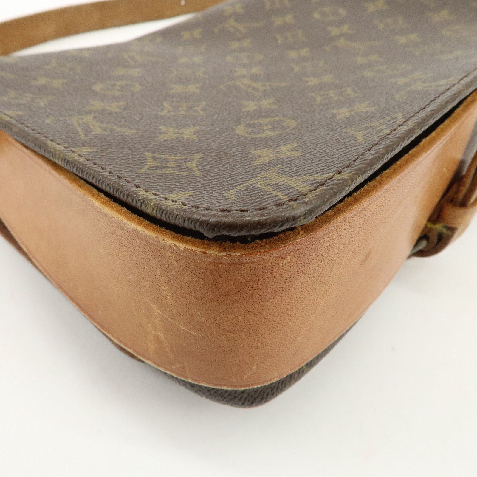 Louis Vuitton Monogram Cartouchiere 26 Shoulder Bag M51252