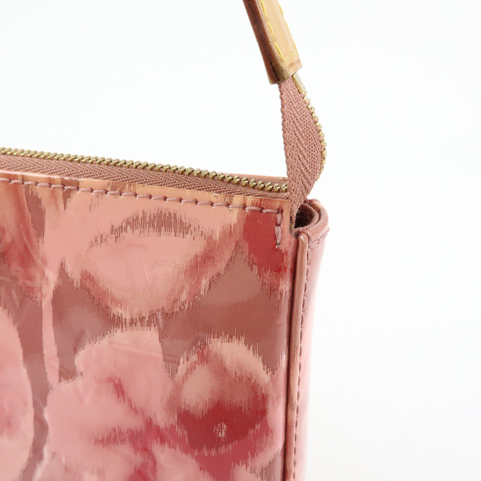 Louis Vuitton Vernis Archipel Ikat Flower Shoulder Bag Pink M90043
