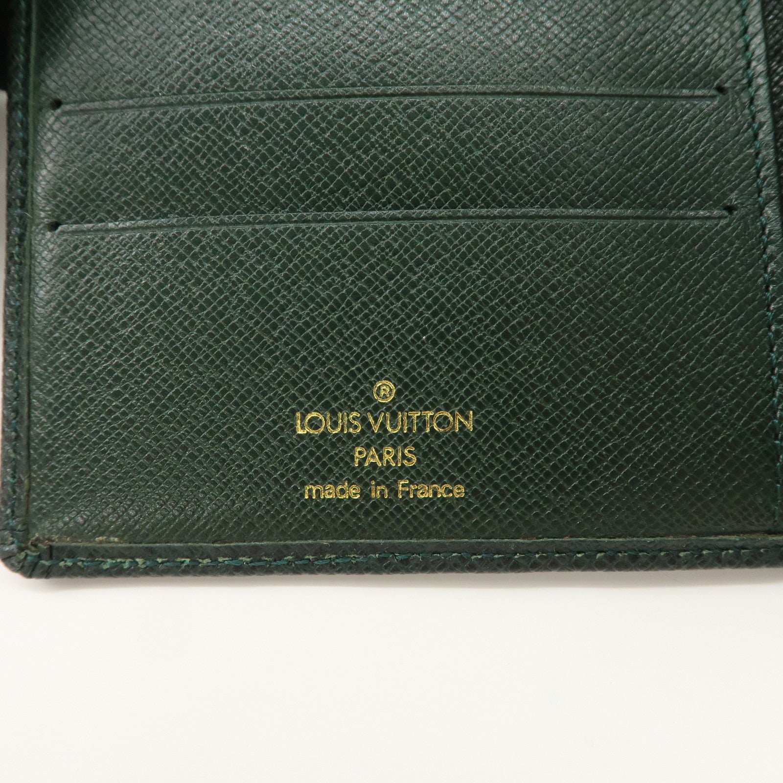 Louis Vuitton Taiga Leather Pass Case Card Case Epicea Used