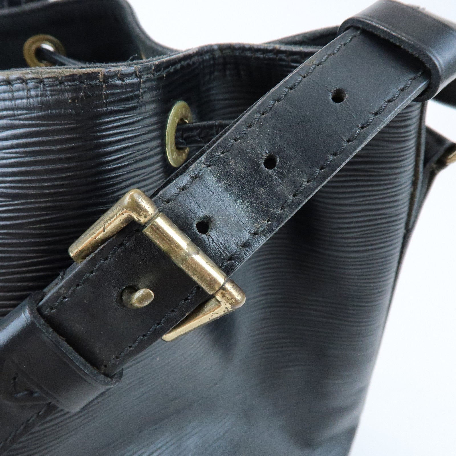 Louis Vuitton Epi Petit Noe Shoulder Bag Noir Black M59012