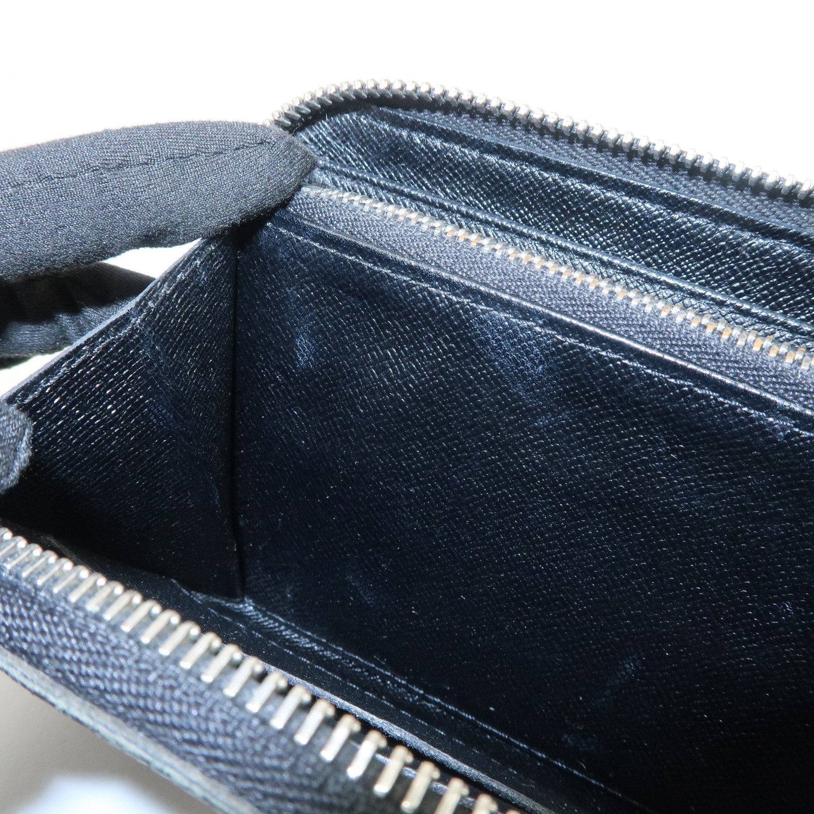 Louis Vuitton Epi leather Round Zippy Long Wallet Noir M60072