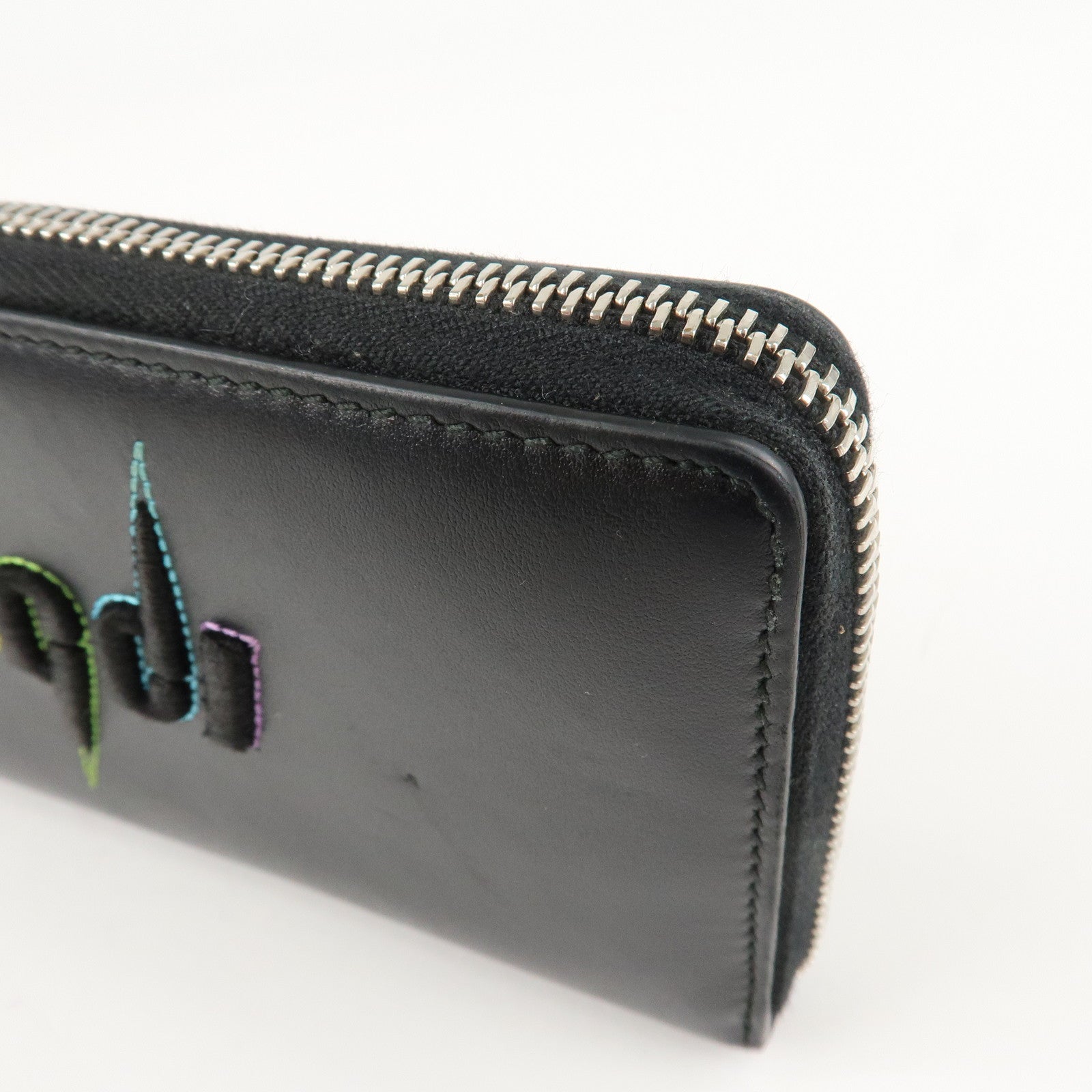 GUCCI Blade Embroidery Leather Zip Around Long Wallet Black Used