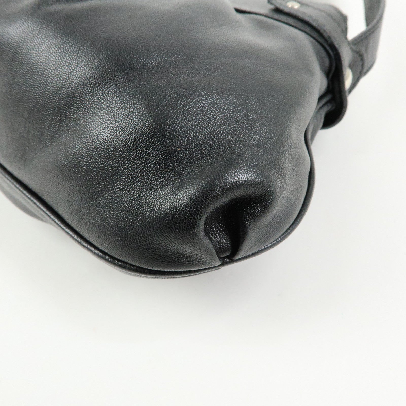 Ferragamo Gancini Leather Shoulder Bag Hand Bag Black