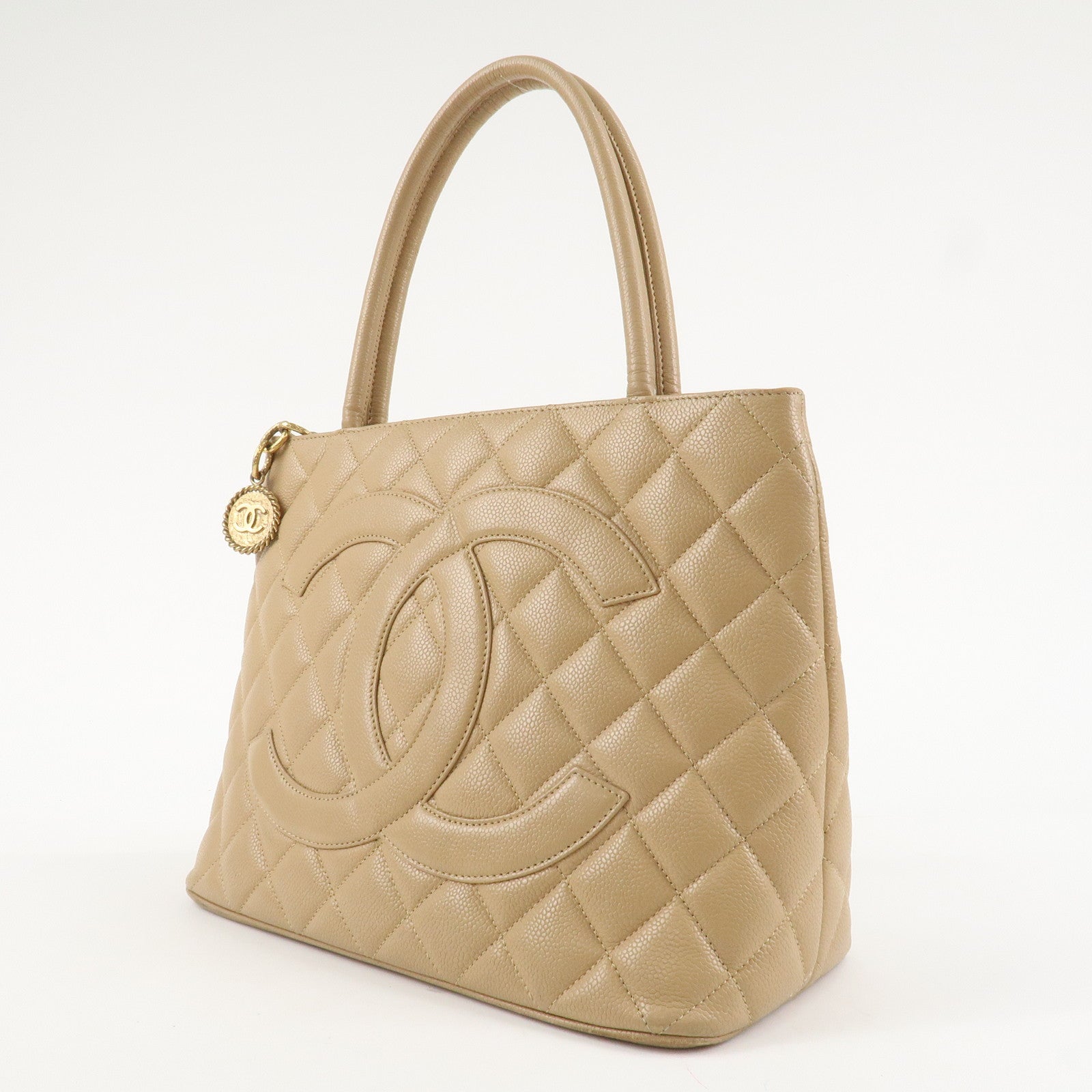 CHANEL Matelasse Caviarskin Medalion Tote Bag Hand Bag Beige A01804 Used