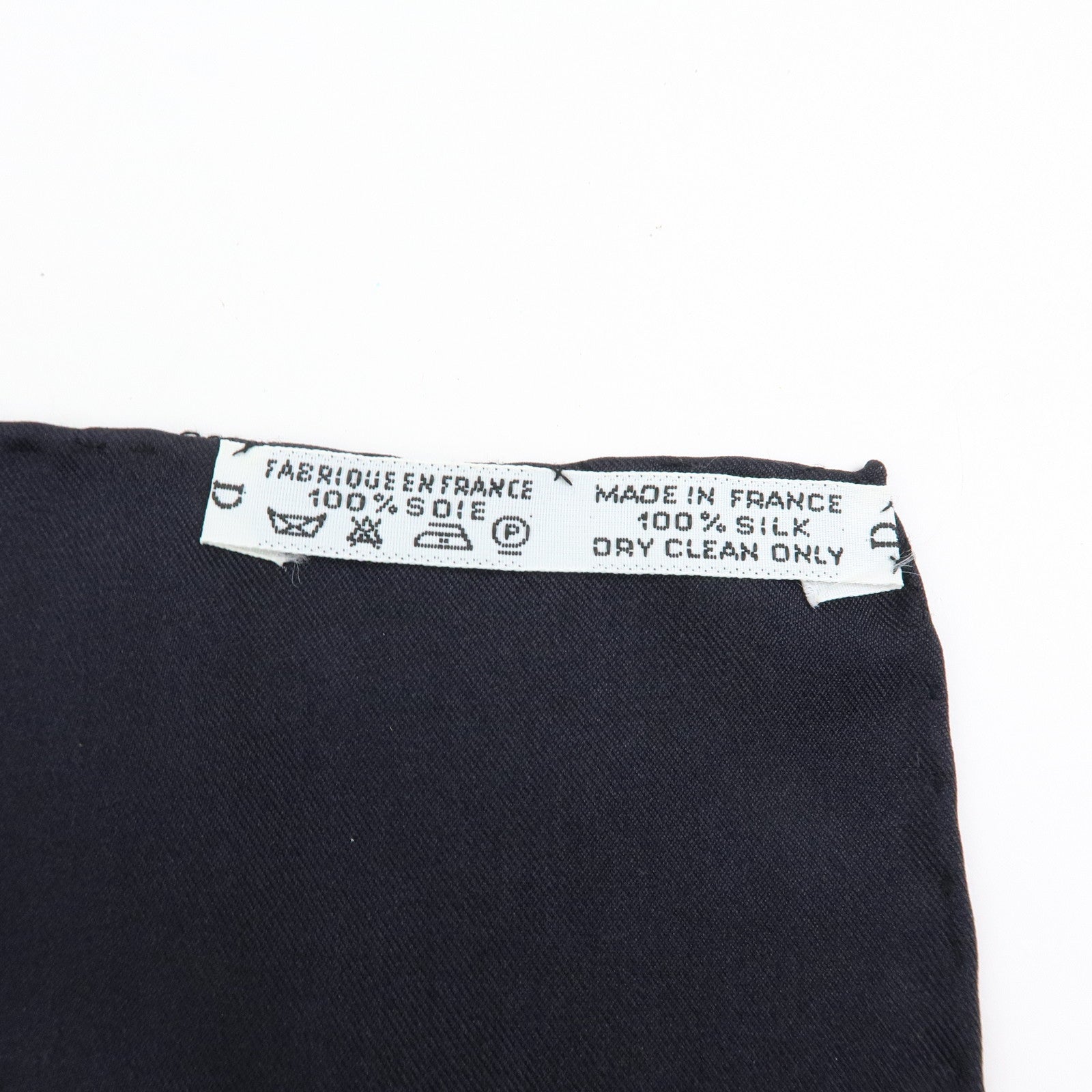 HERMES Carre 90 Silk 100% Scarf COUVEE D HERMES Black
