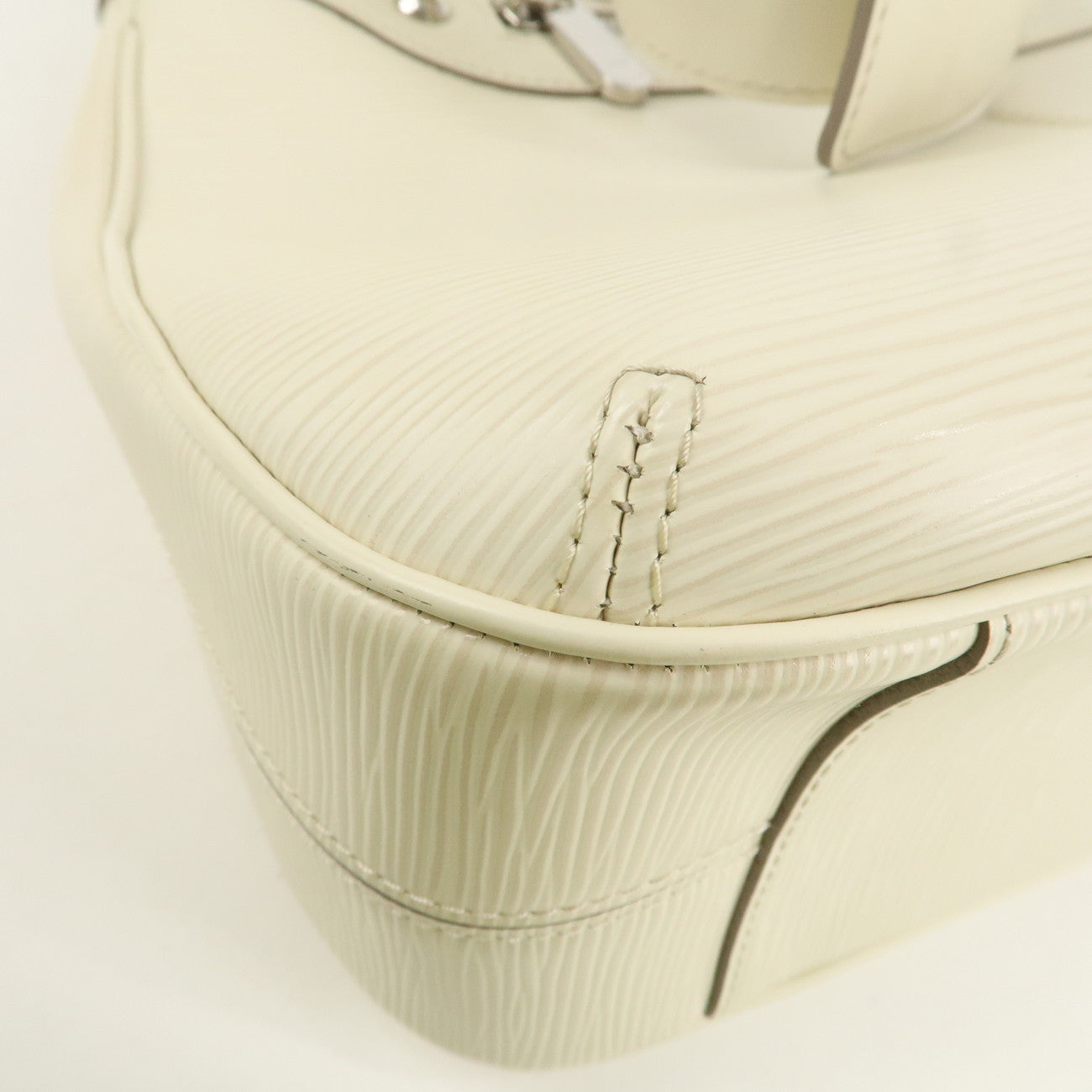 Louis Vuitton Epi Leather Turenne GM Hand Bag Ivoire M5927J Used