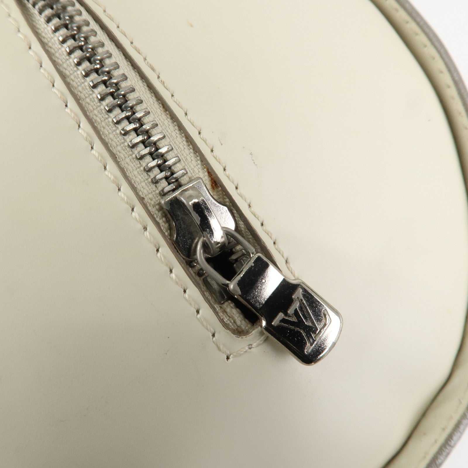 Louis Vuitton Epi Leather Soufflot Shoulder Bag Hand Bag Ivory White Used