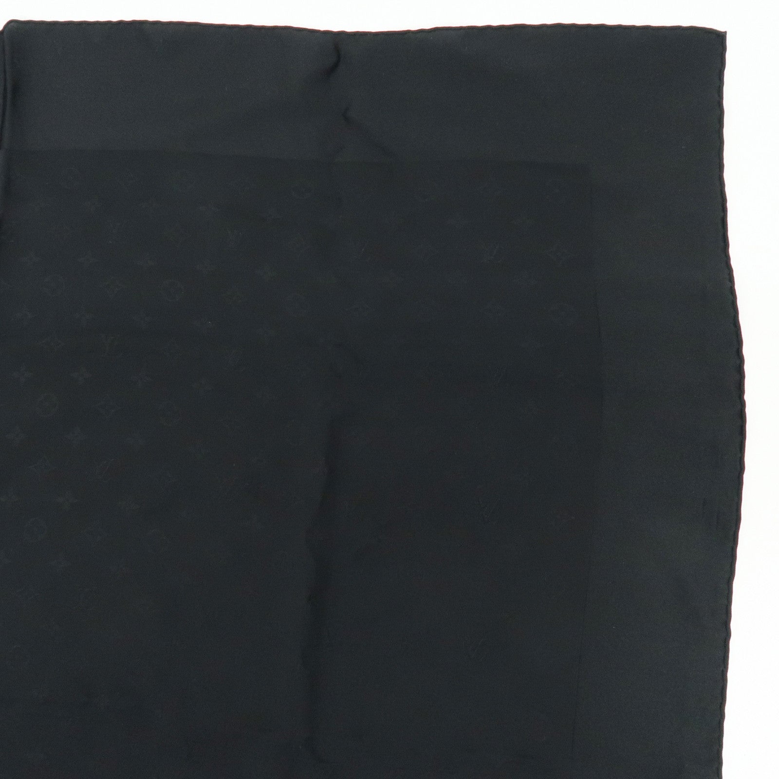 Louis Vuitton Monogram Silk 100% Scarf Shawl Black