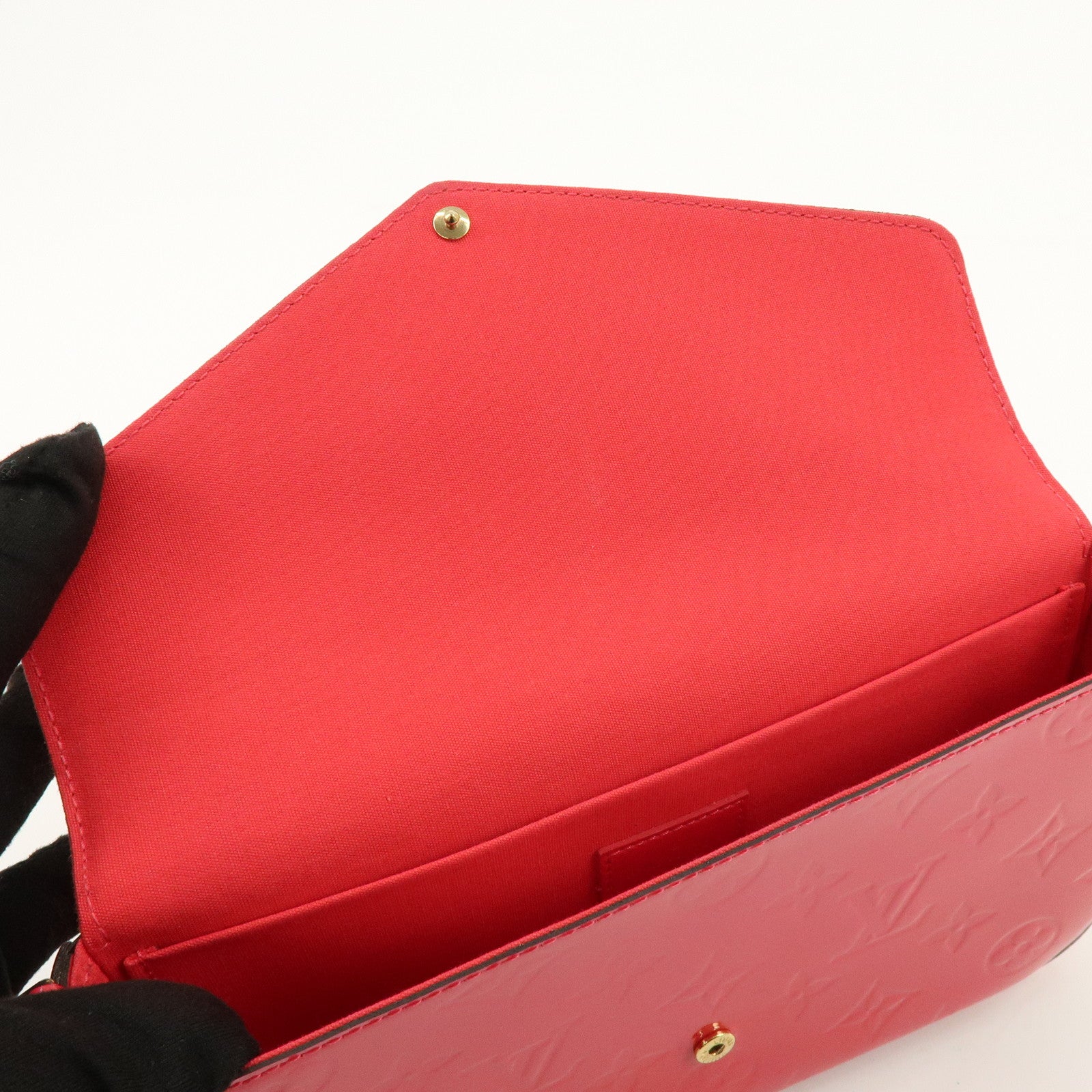 Louis Vuitton Monogram Vernis Leather Pochette Felicie Pink M61787