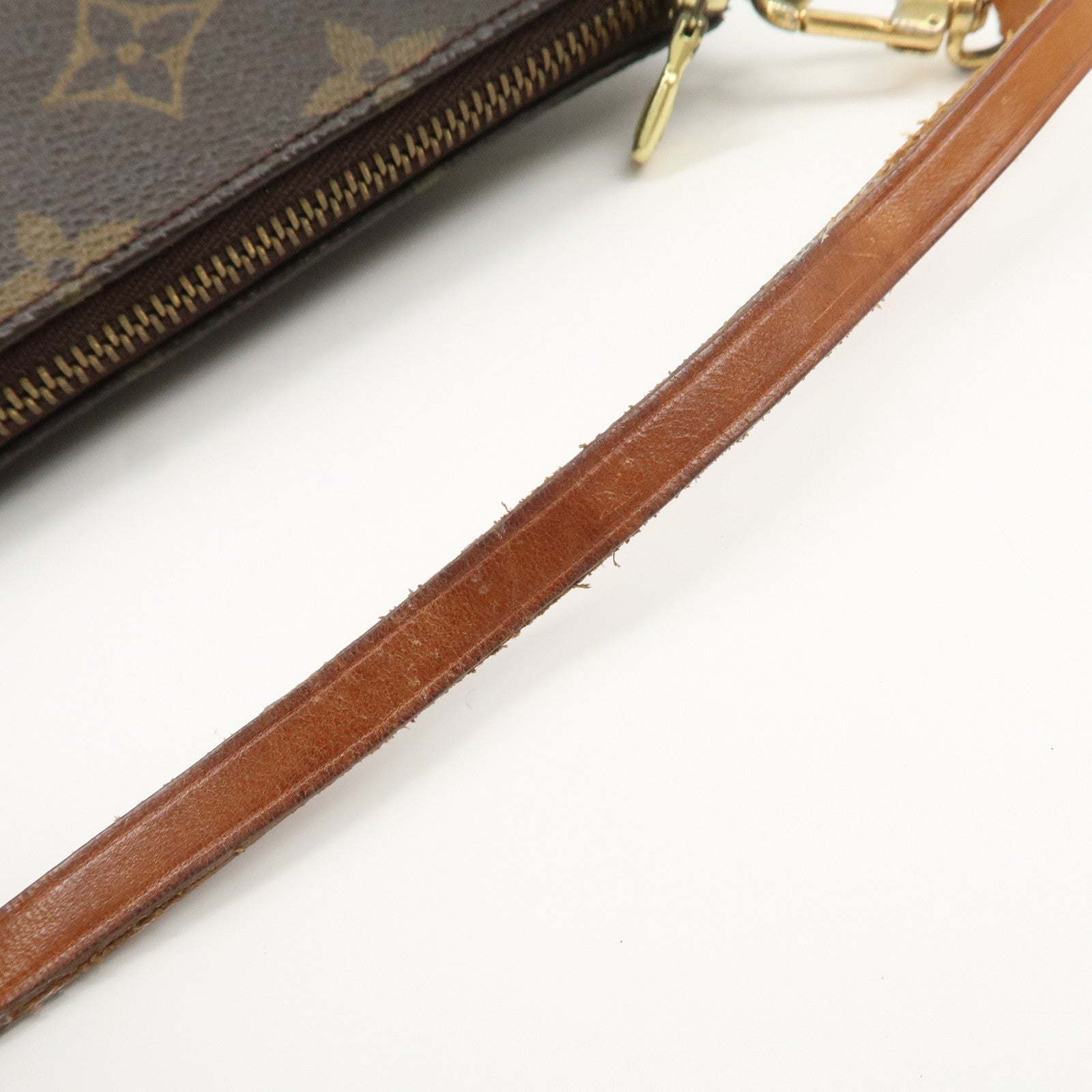 Louis Vuitton Monogram Pochette Accessoires Hand Bag Brown M51980 Used