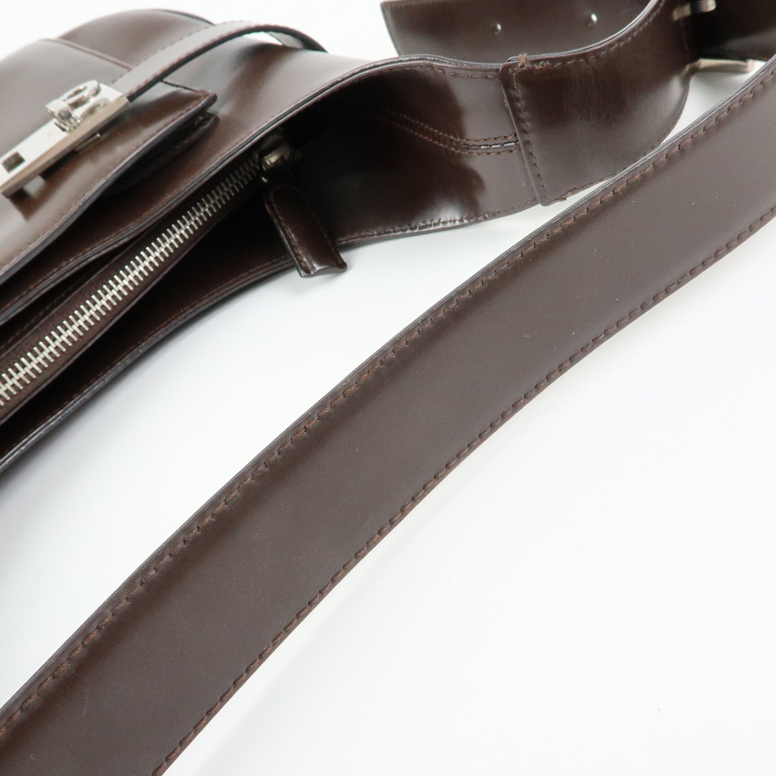 Ferragamo Gancini Leather Shoulder Bag Hand Bag Dark Brown
