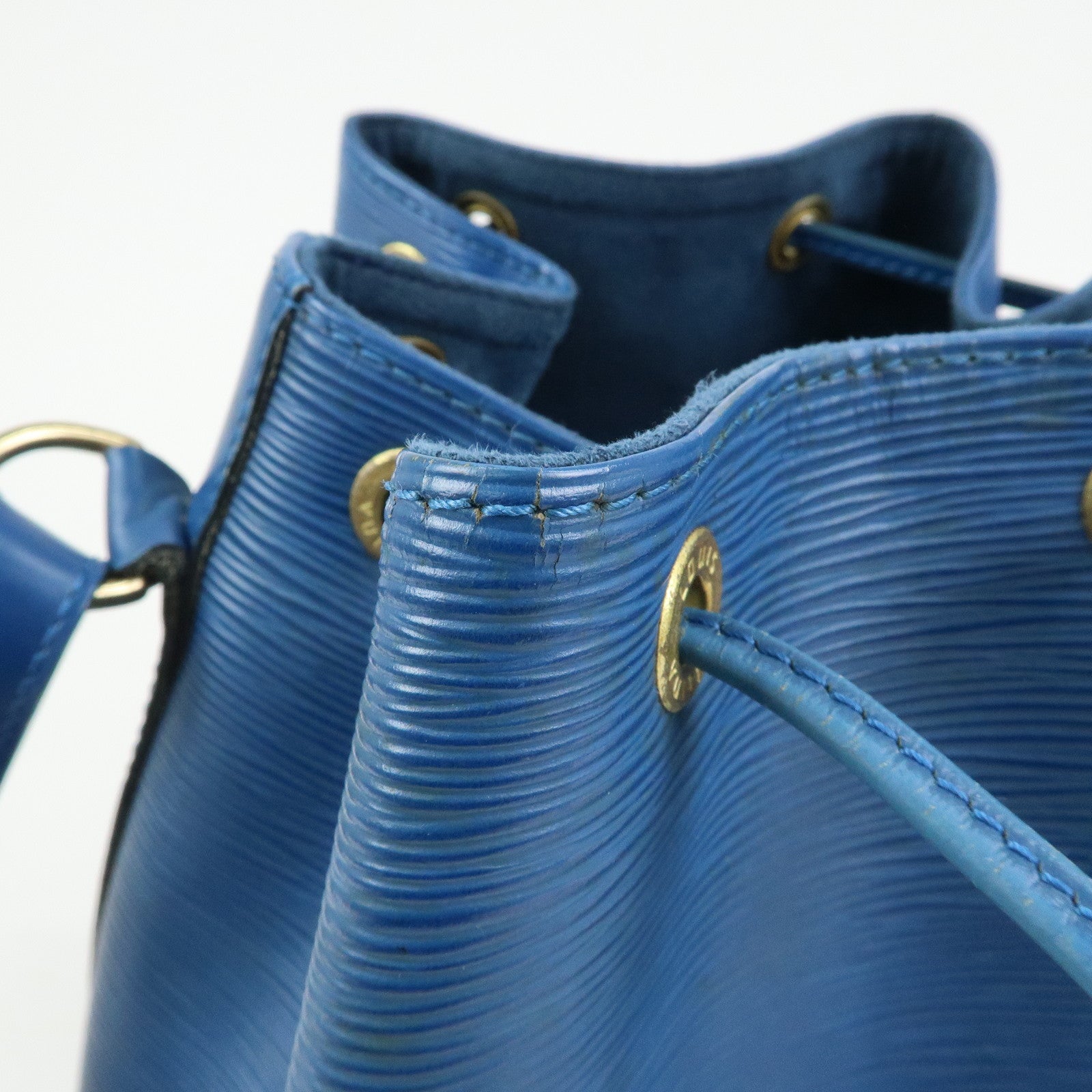 Louis Vuitton Epi Petit Noe Shoulder Bag Toledo Blue M44105