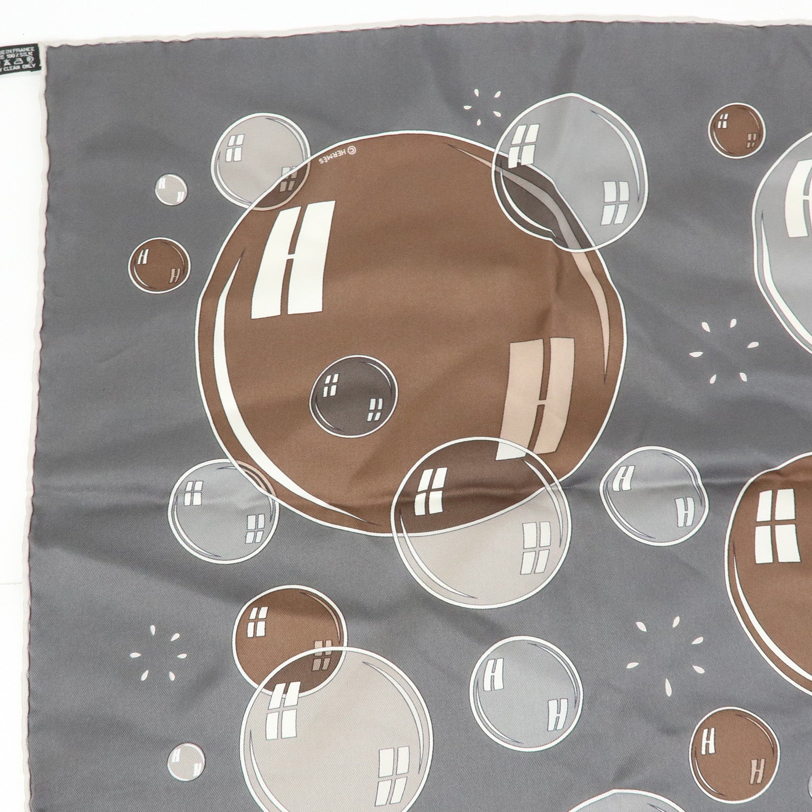 HERMES Carre 90 Silk 100% Scarf bal de bulles Soap Bubble Print