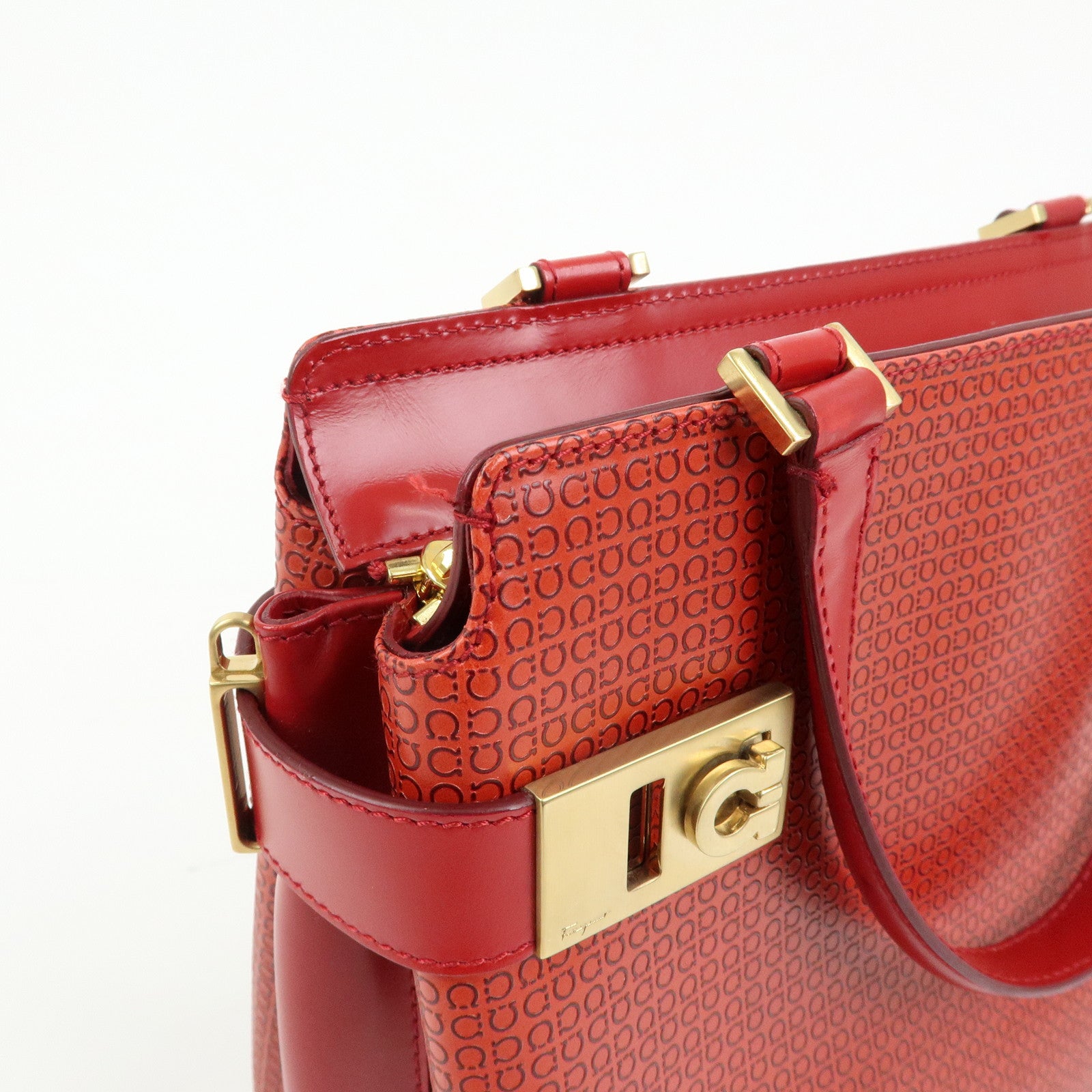 Ferragamo Gancini Side Belt Leather Hand Bag Tote Bag Red