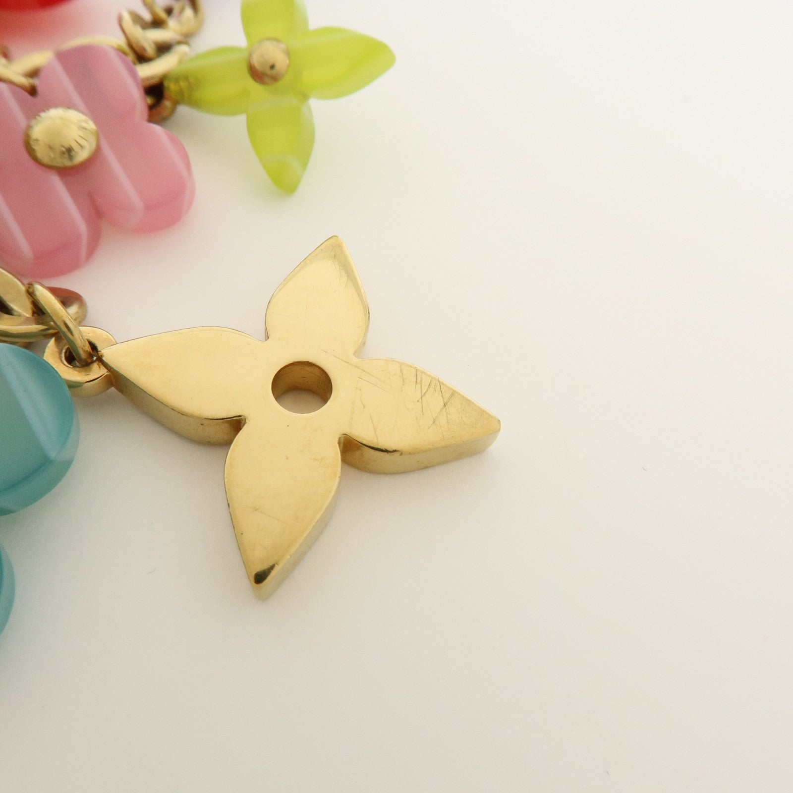 Louis Vuitton Porte Cles Pop Flower Key Chain Multicolor M66144