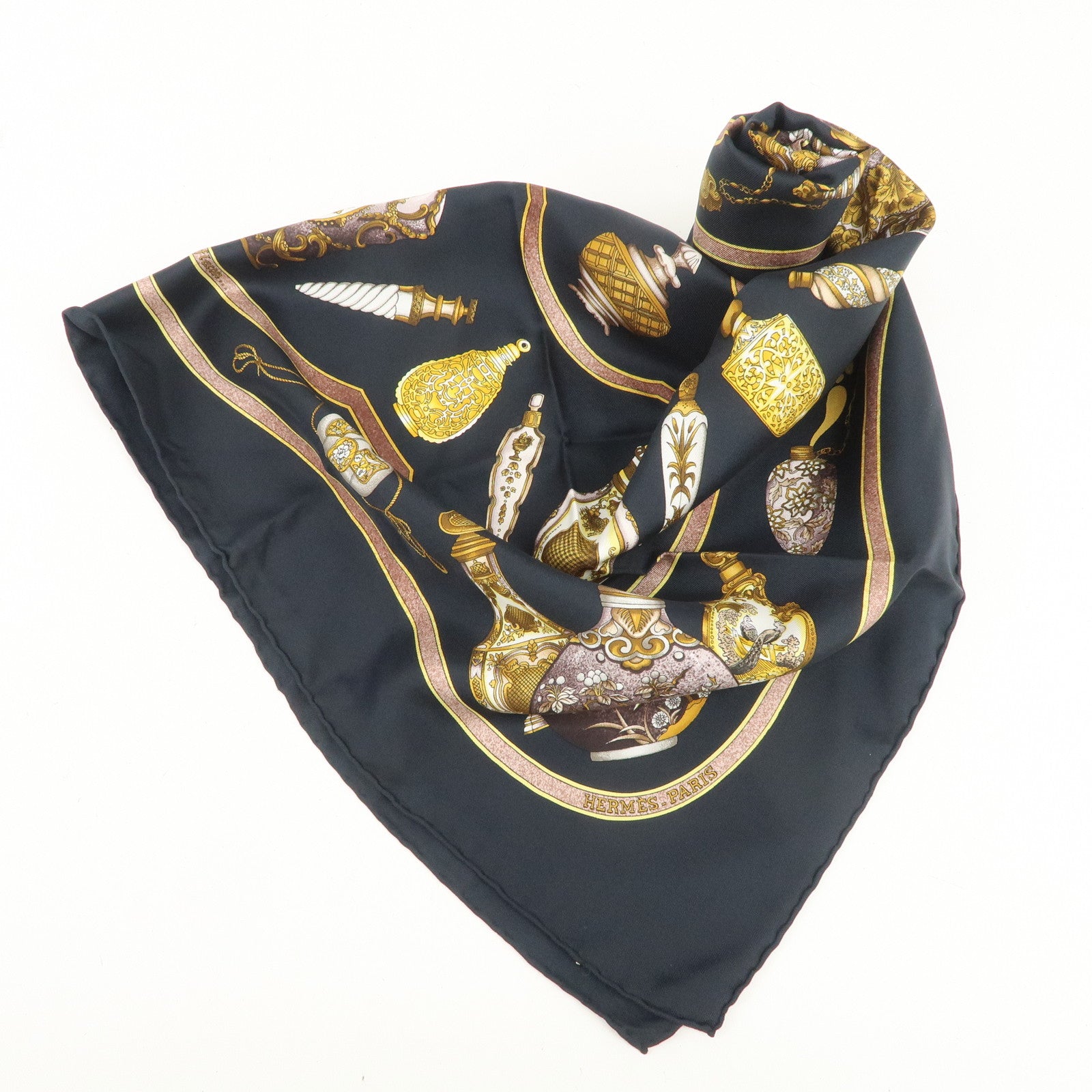 HERMES Carre 90 Silk 100% Scarf Qu' importe le flacon Black