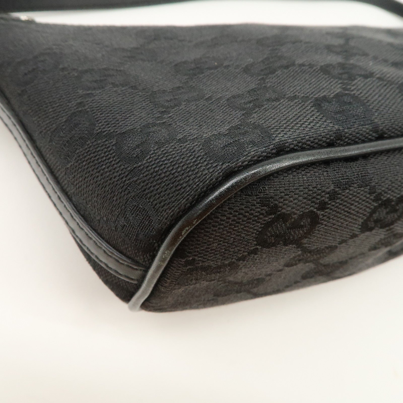 GUCCI Boat Bag GG Canvas Leather Hand Bag Pouch Black 07198